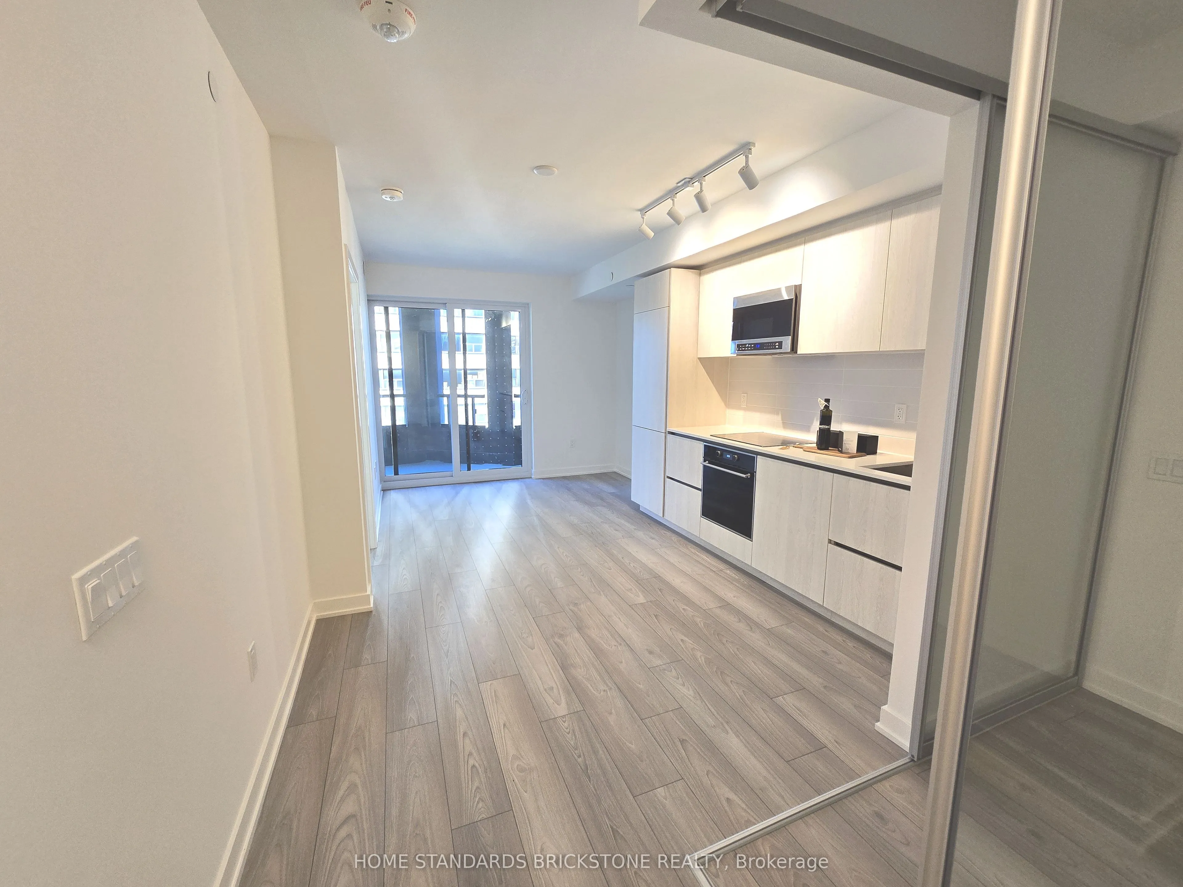 120 Broadway Avenue, #303N
