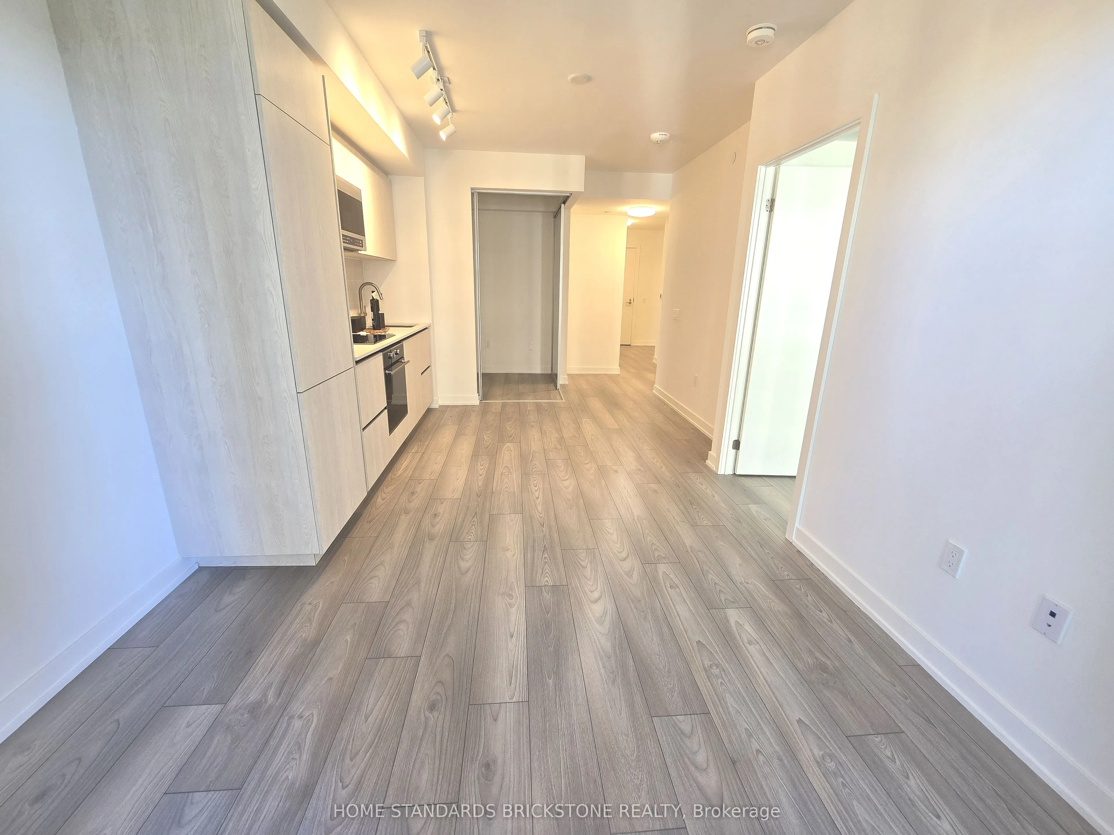 120 Broadway Avenue, #303N