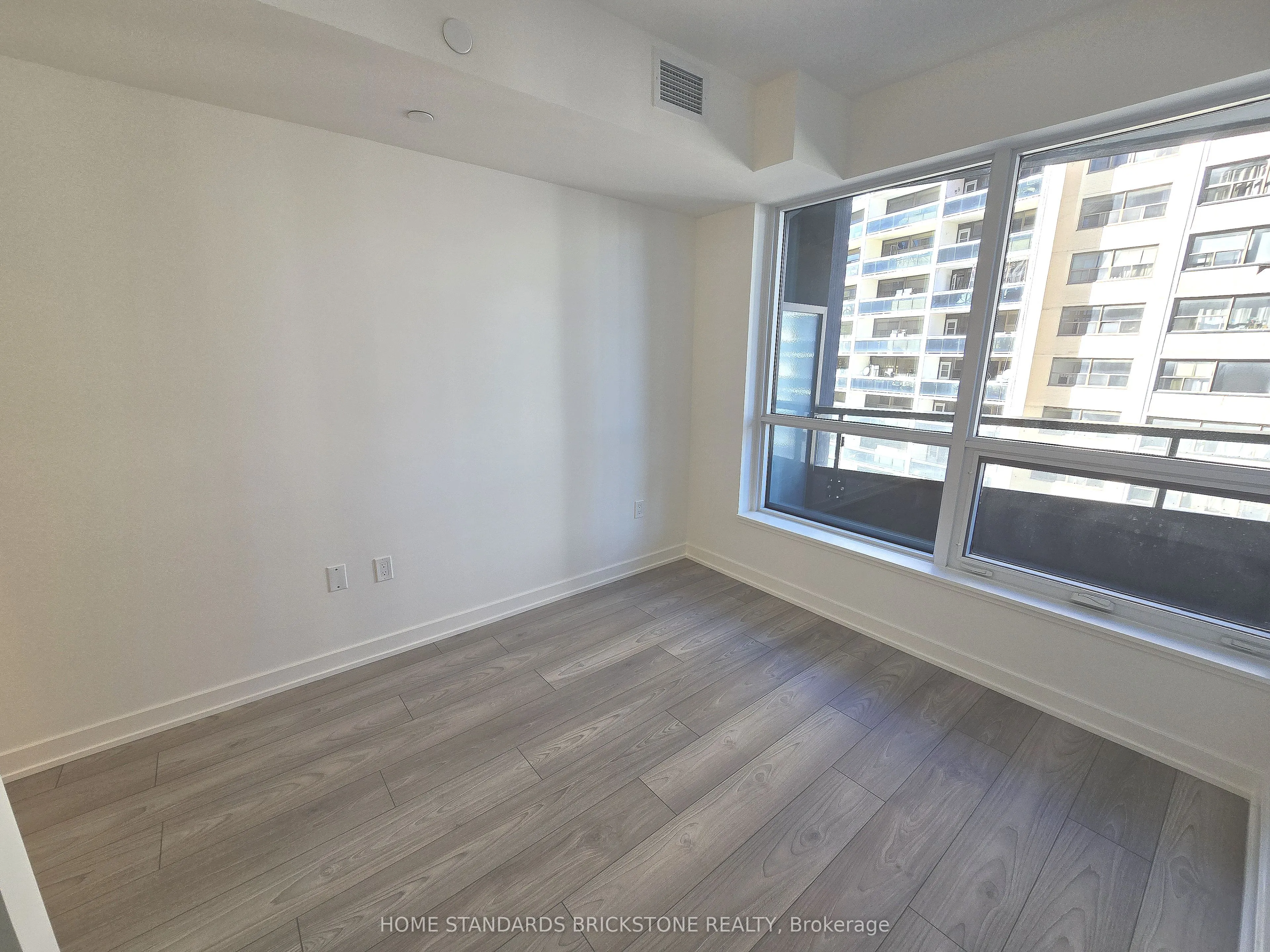 120 Broadway Avenue, #303N