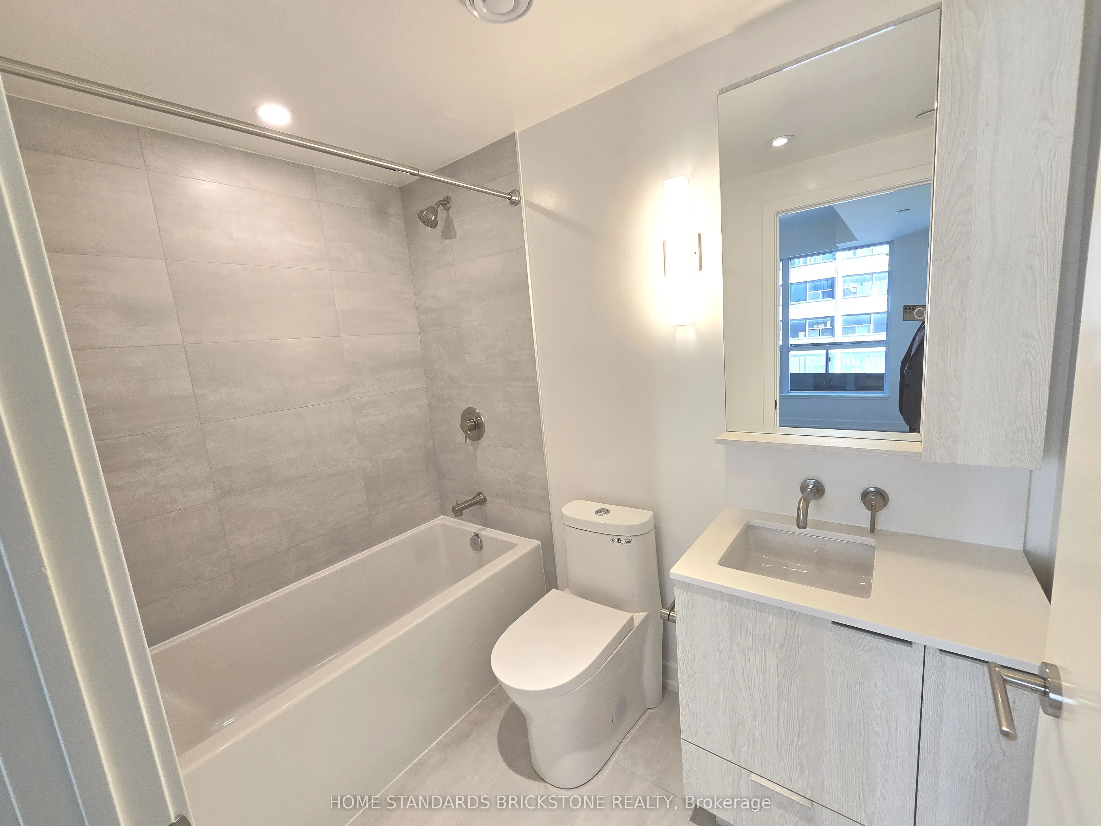 120 Broadway Avenue, #303N