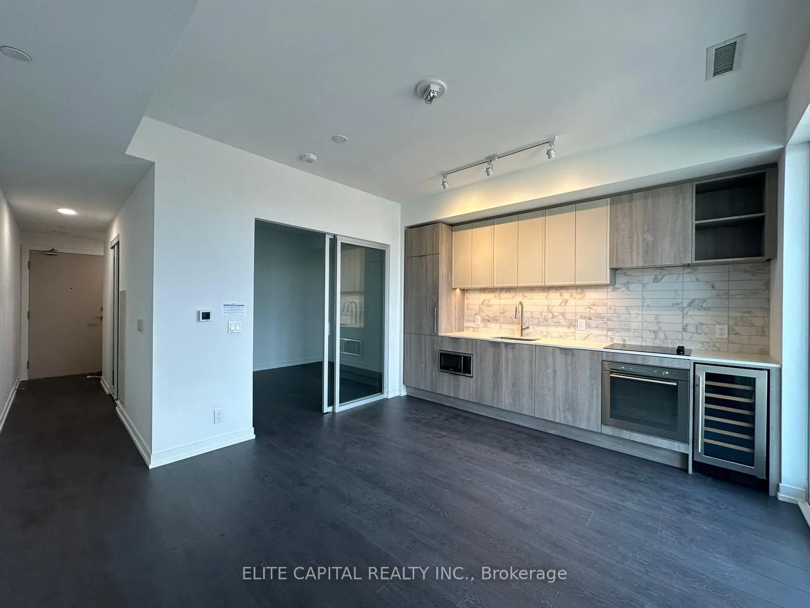 2020 Bathurst Street, #1212