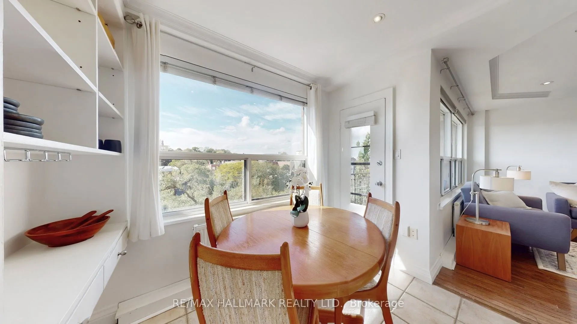 660 Eglinton Avenue W, #508