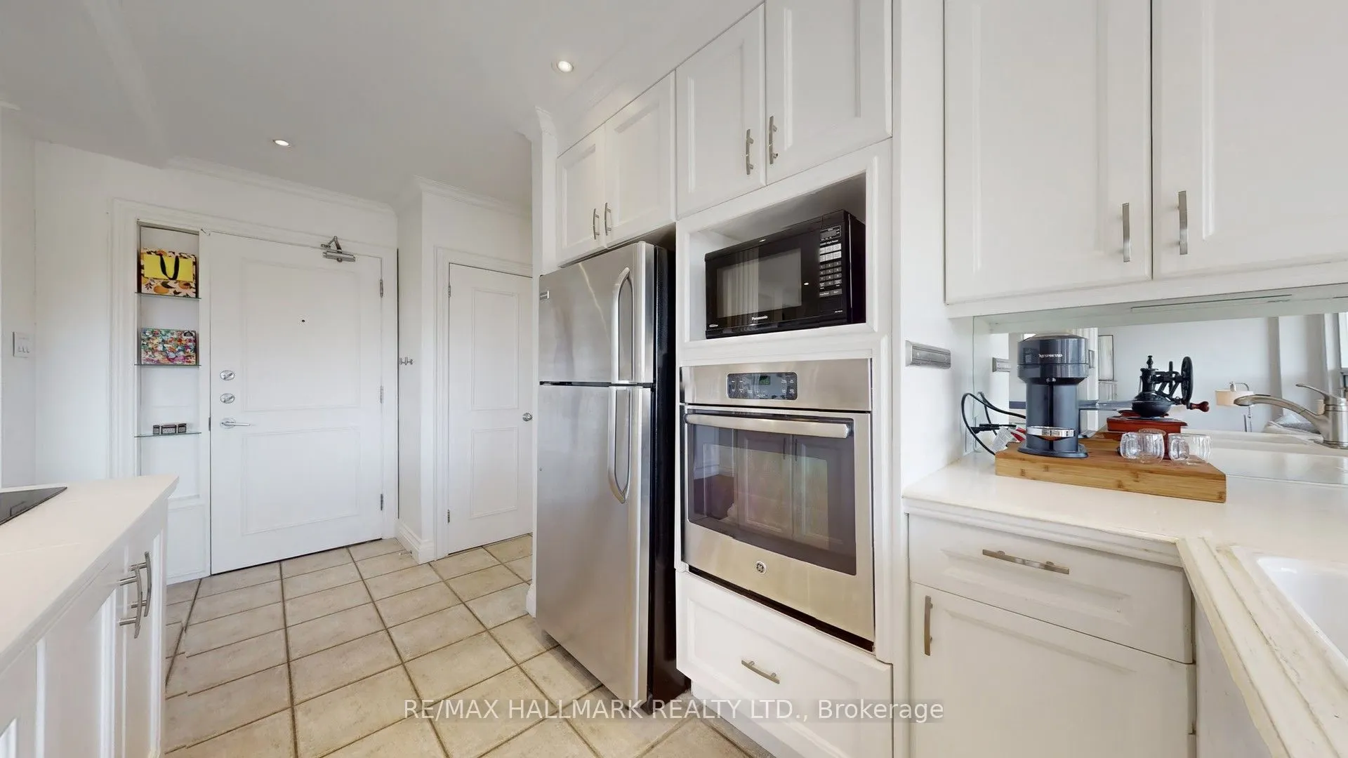 660 Eglinton Avenue W, #508