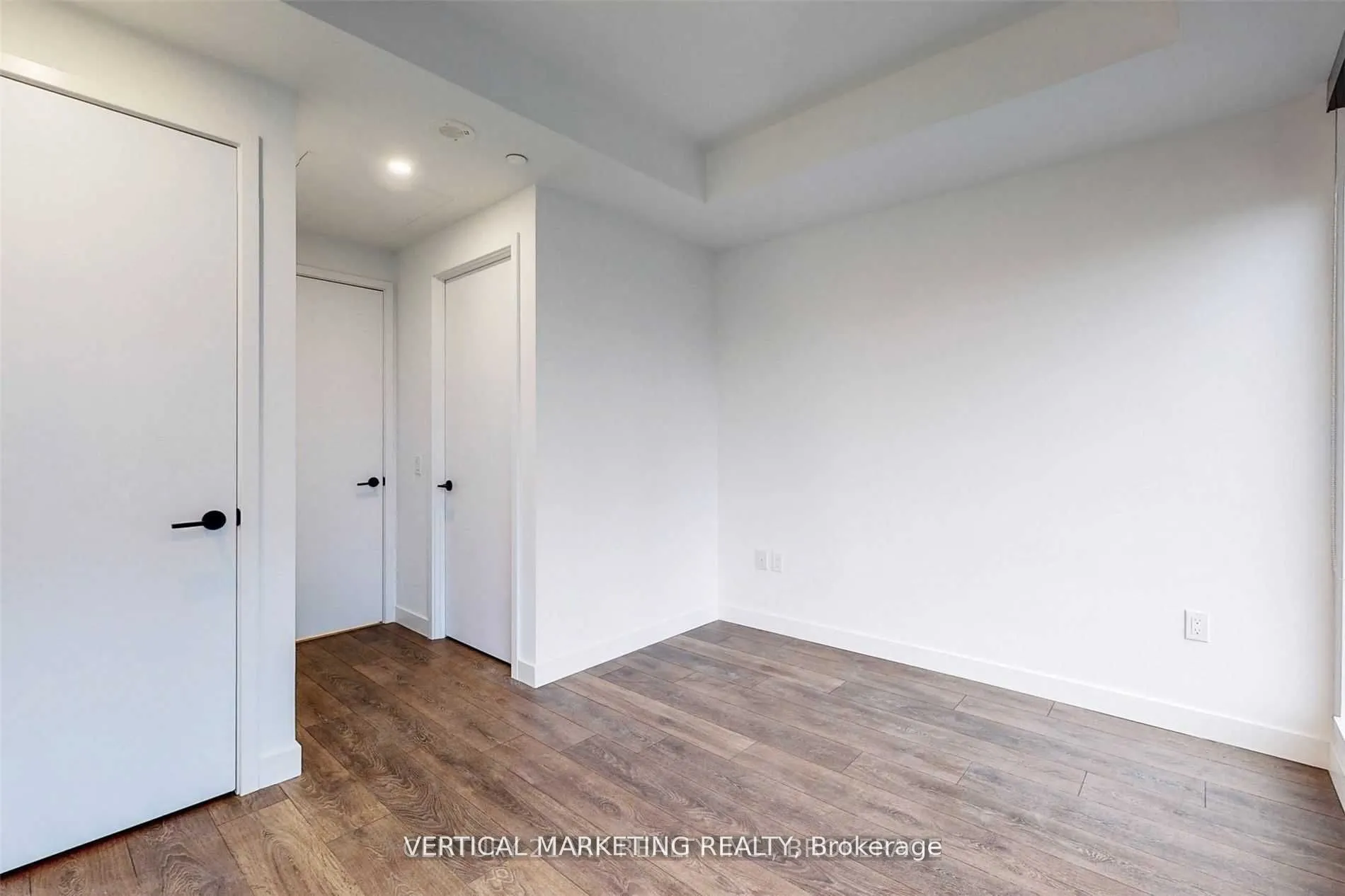 505 Richmond Street W, #815