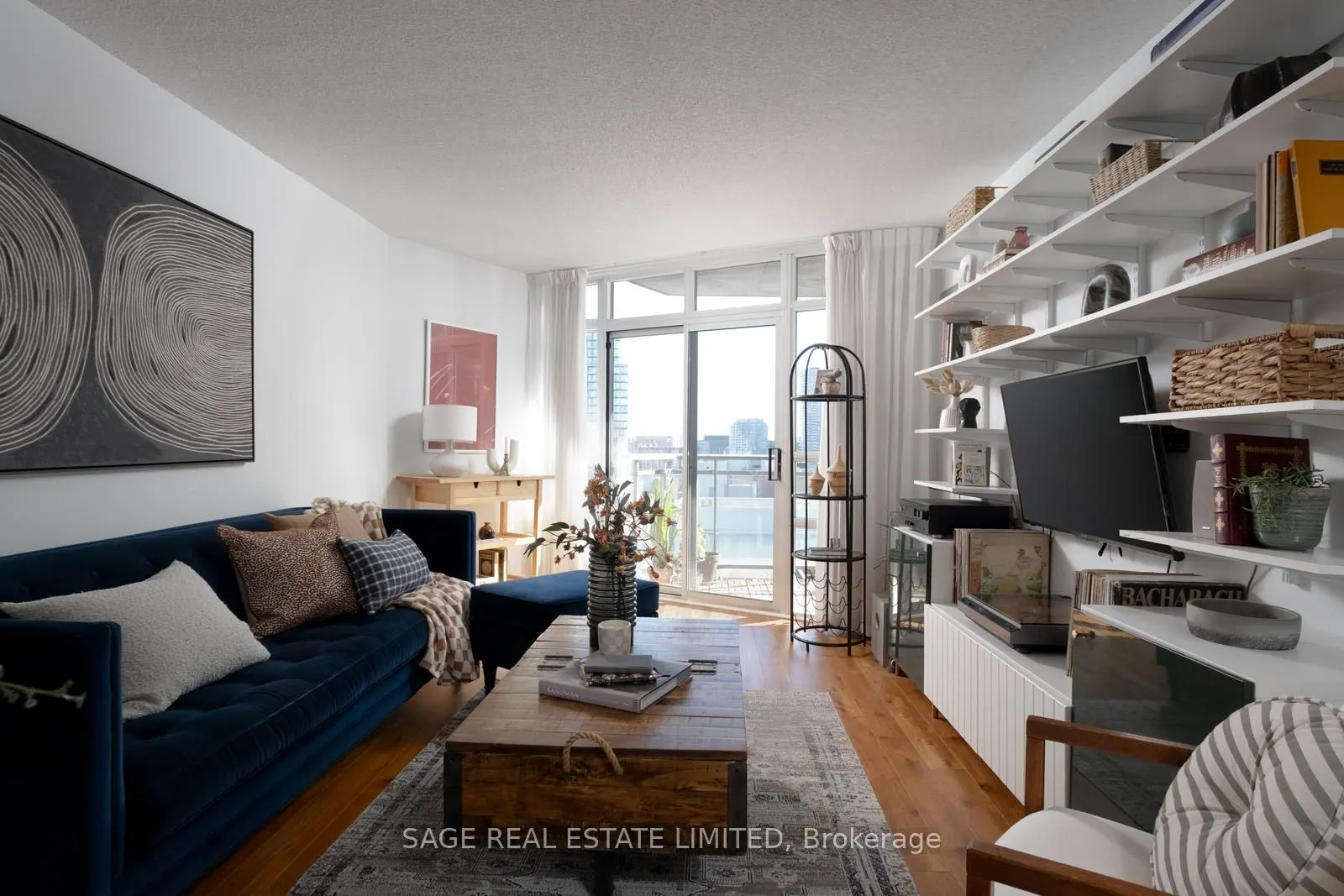 255 Richmond Street E, #1403