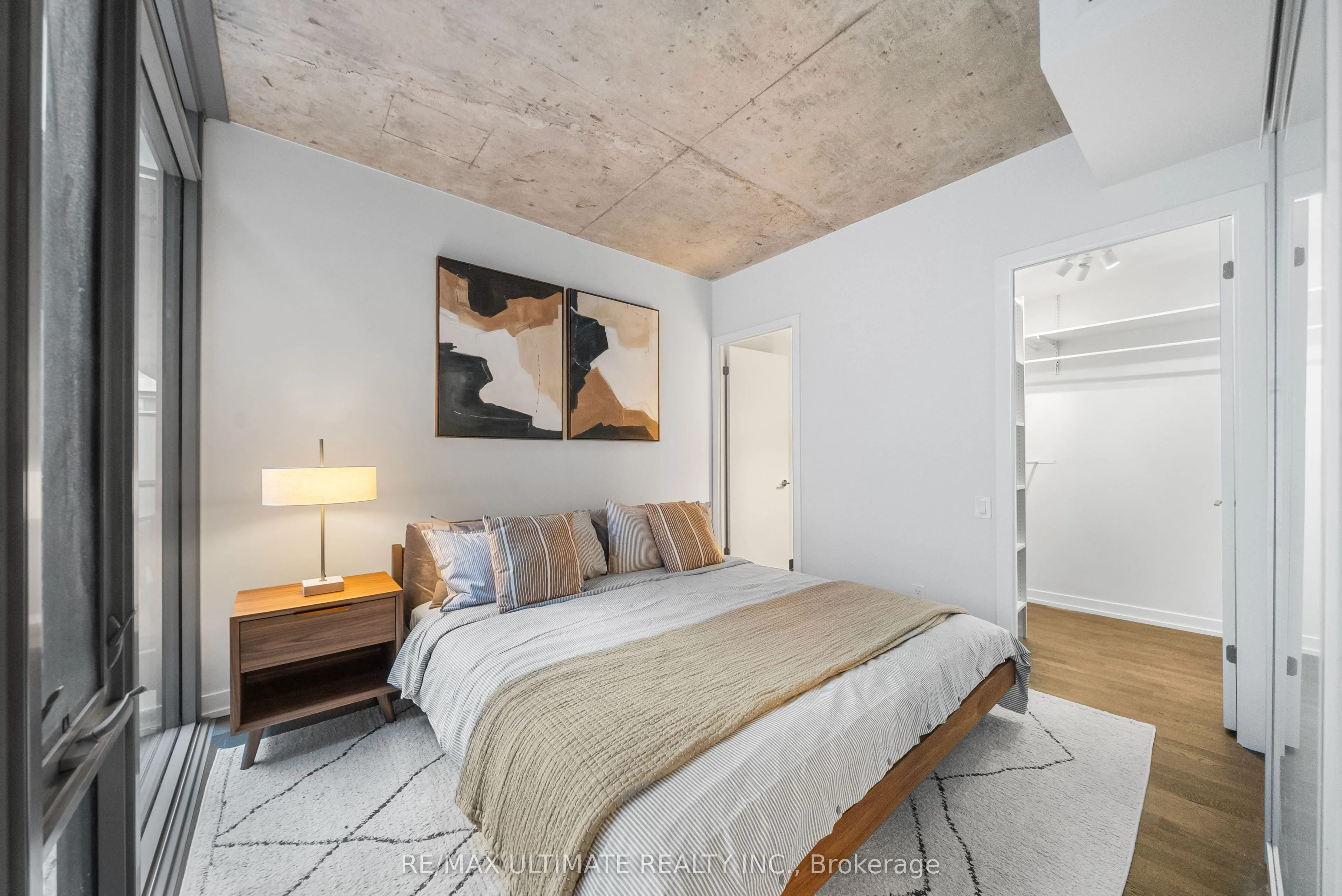 650 King Street W, #315