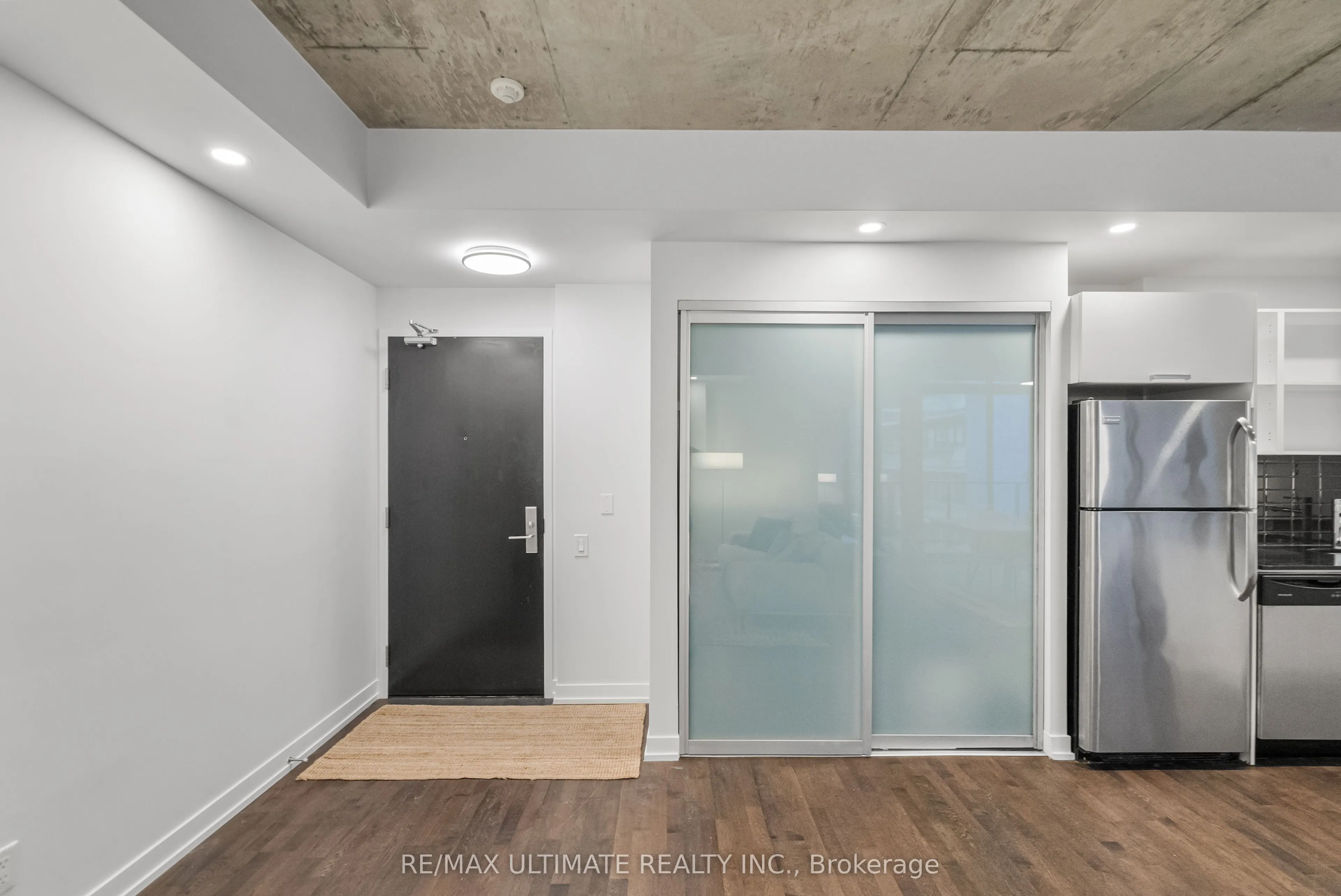 650 King Street W, #315