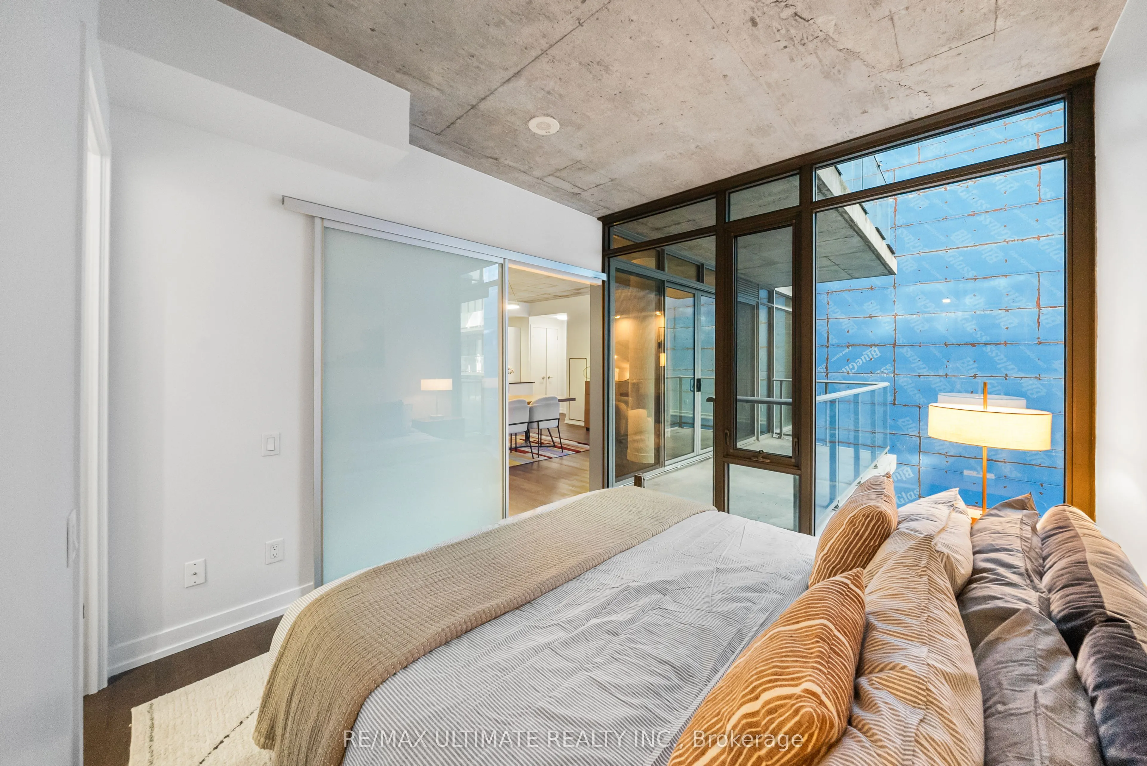 650 King Street W, #315