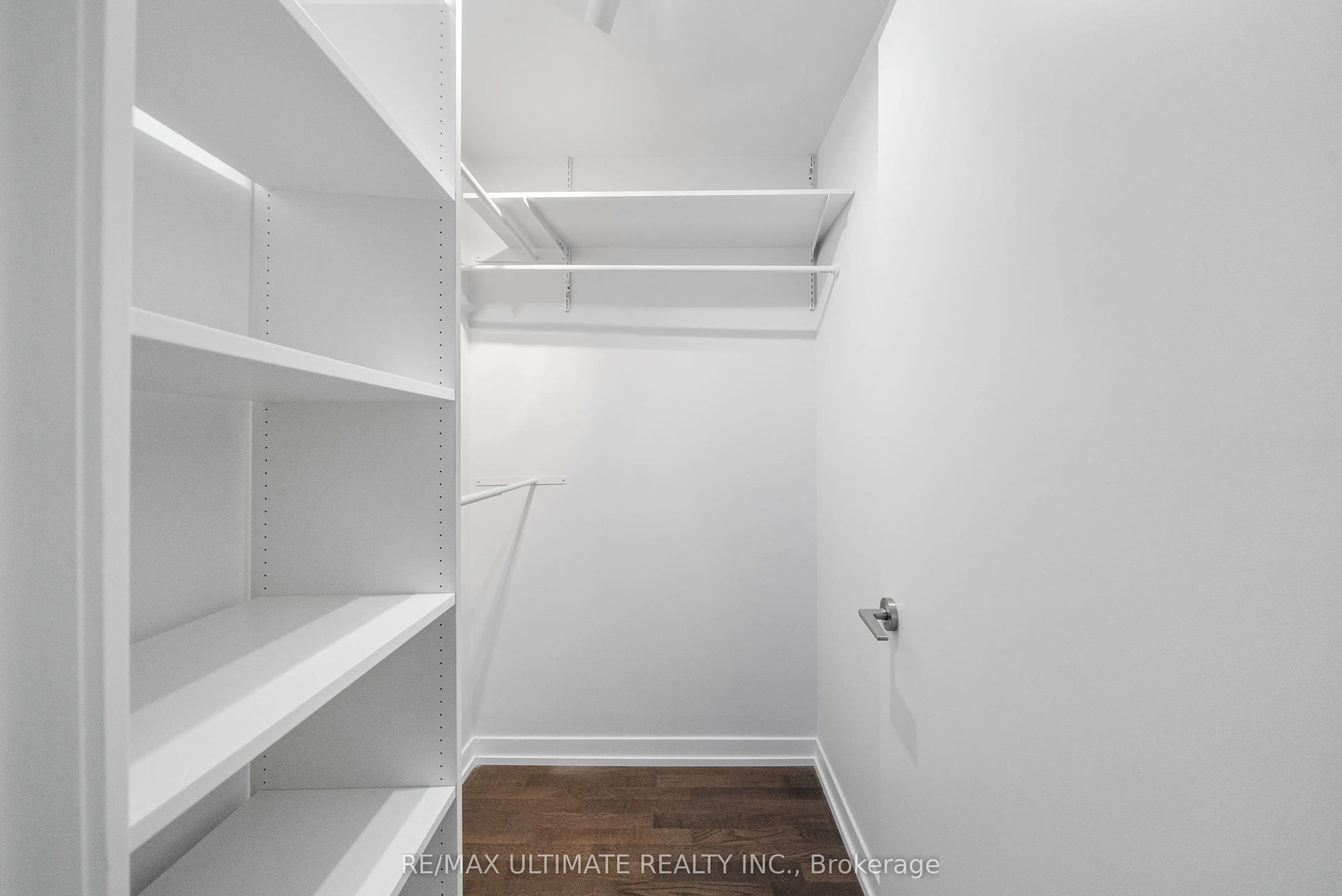 650 King Street W, #315