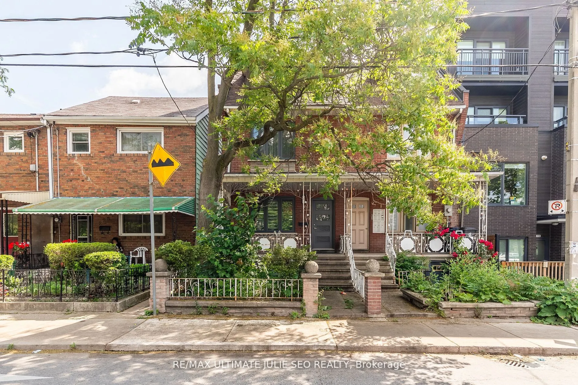 223 Manning Avenue