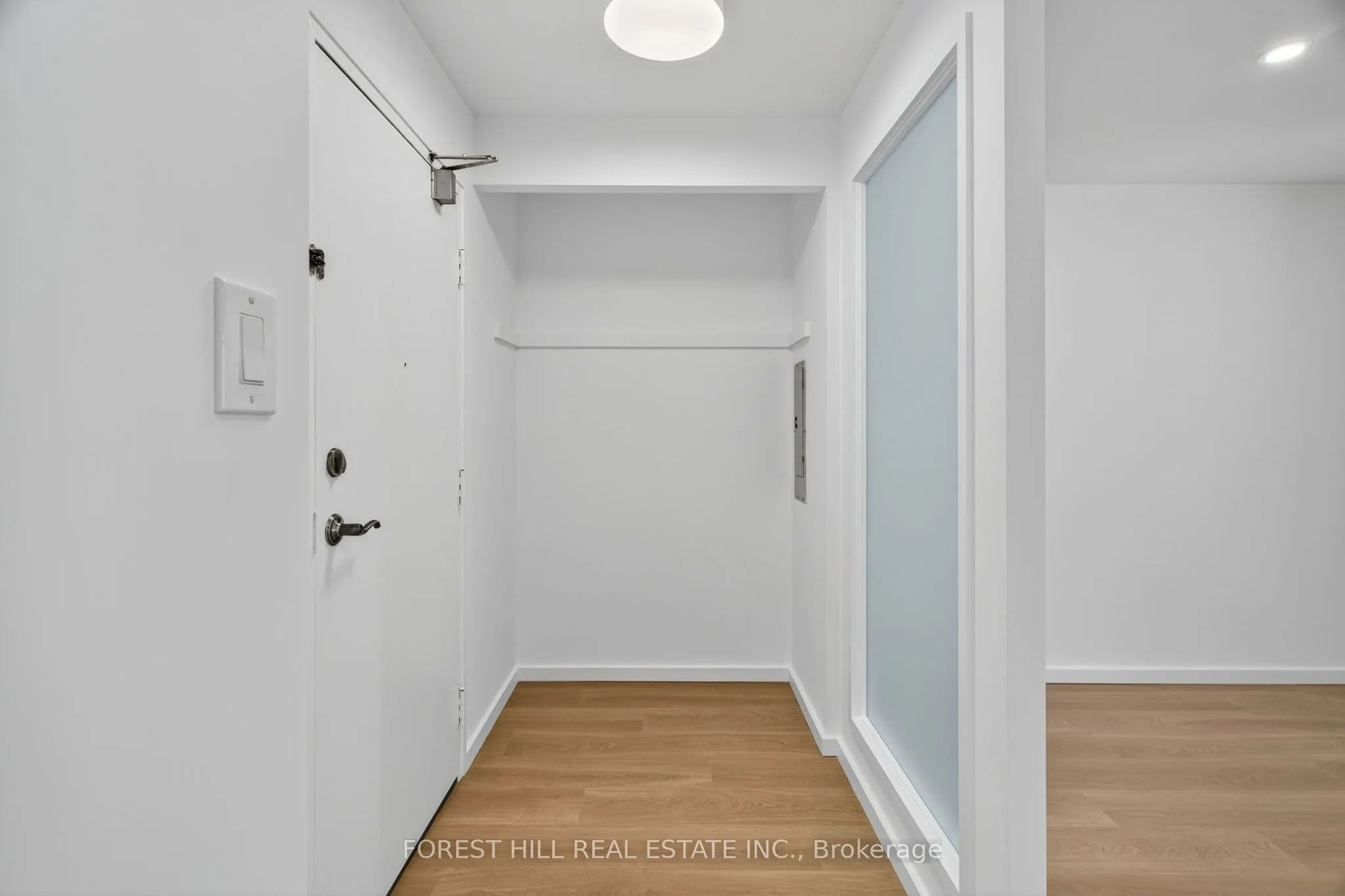 633 Bay Street, #2703