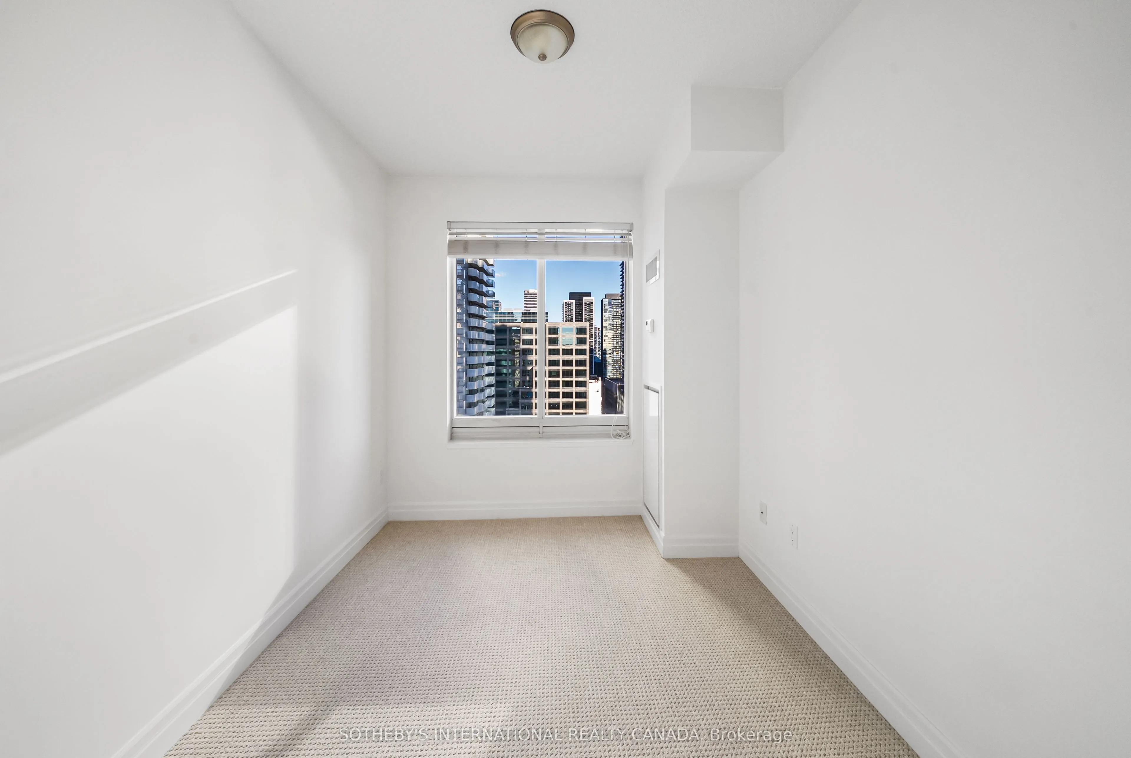 35 Balmuto Street, #2006