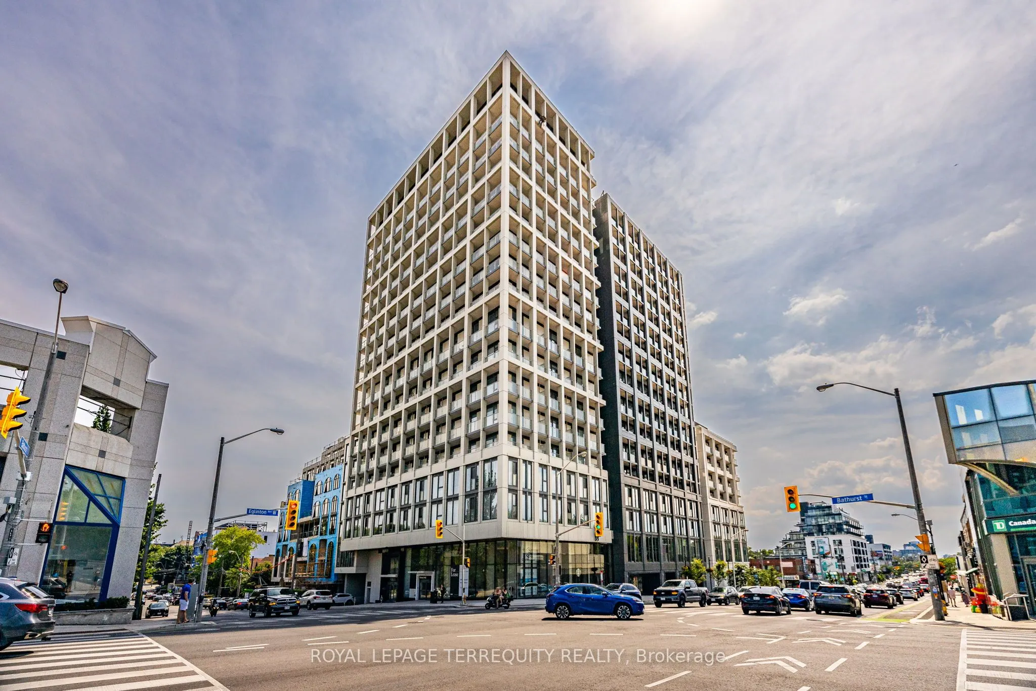 2020 Bathurst Street, #PH10