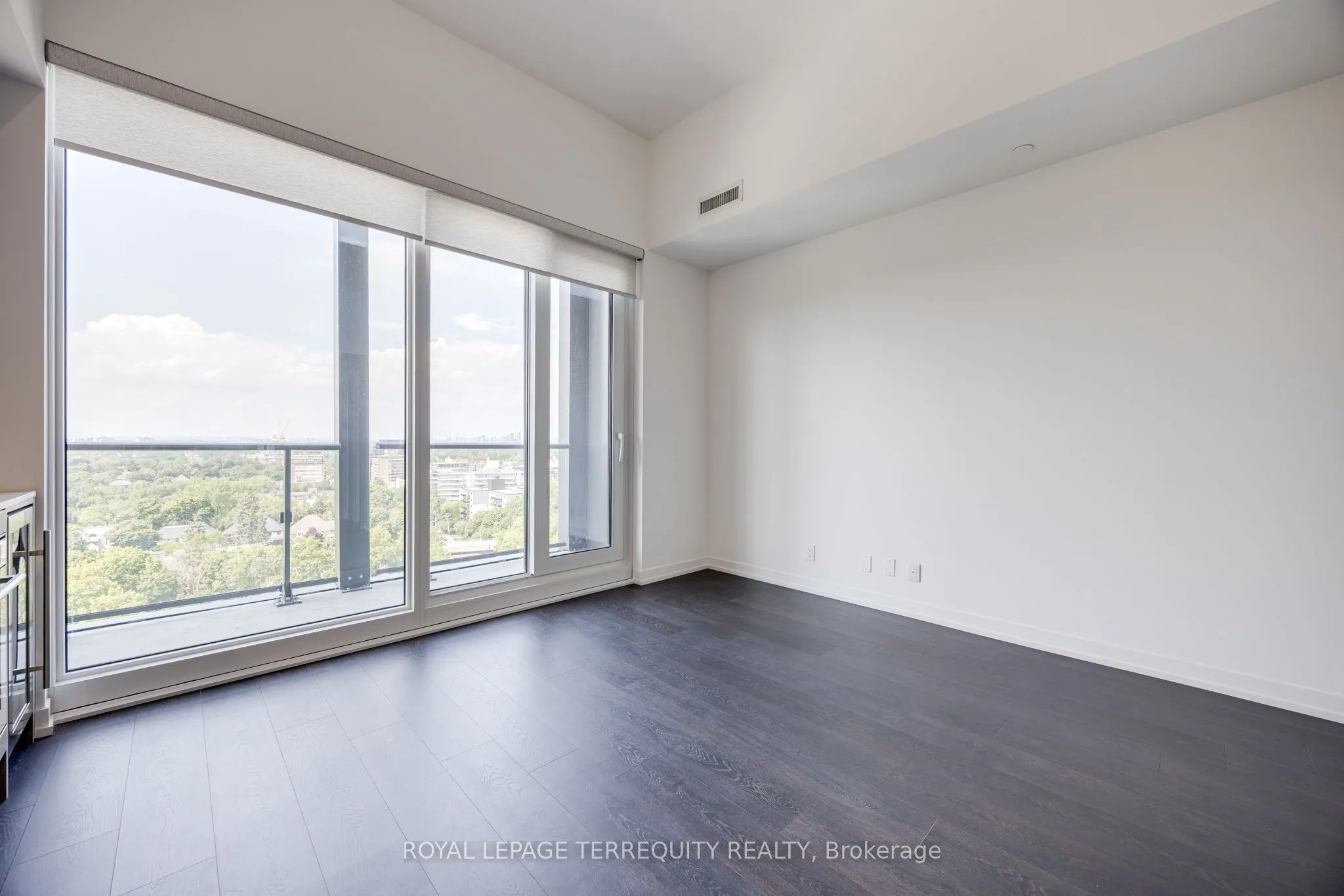 2020 Bathurst Street, #PH10