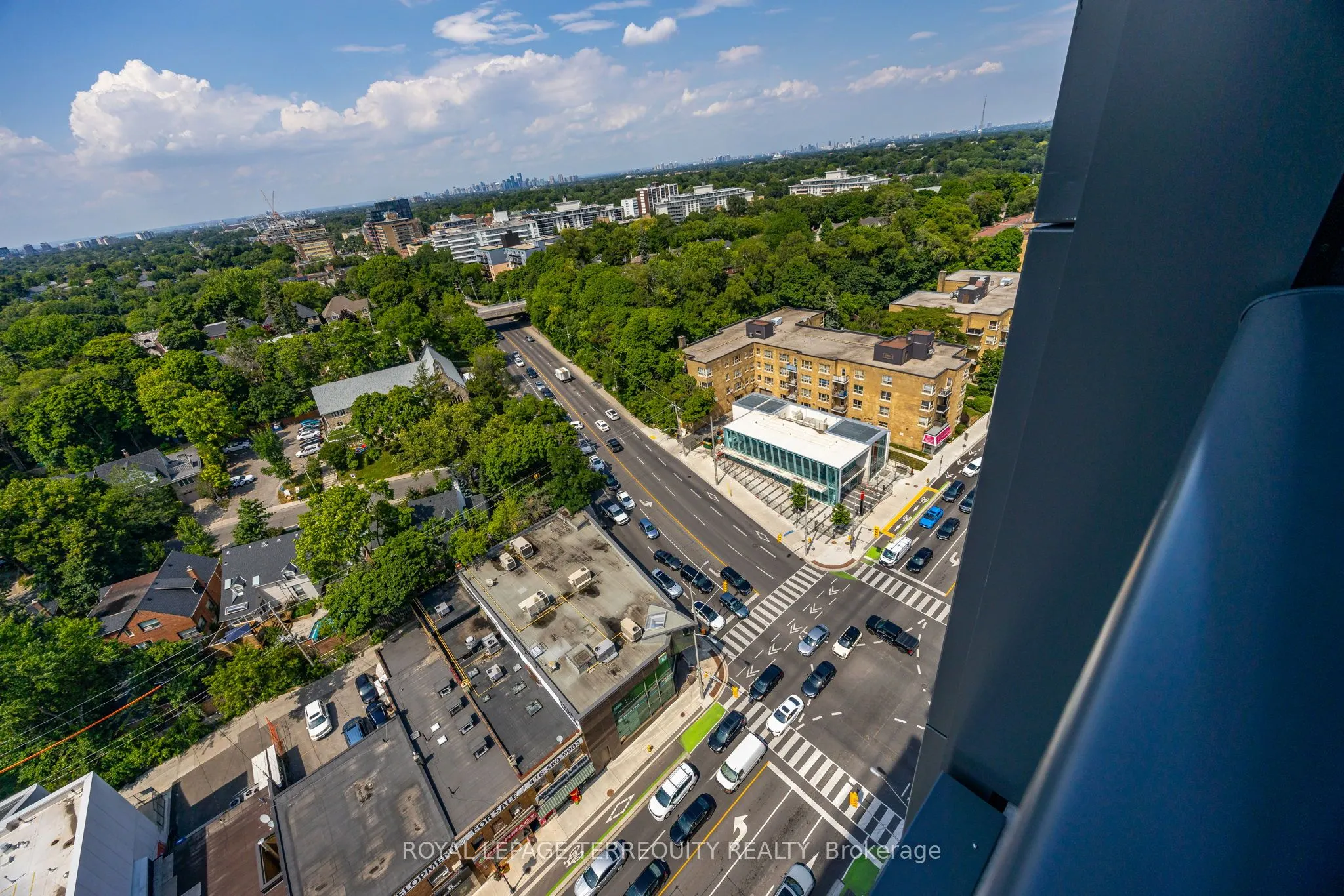 2020 Bathurst Street, #PH10