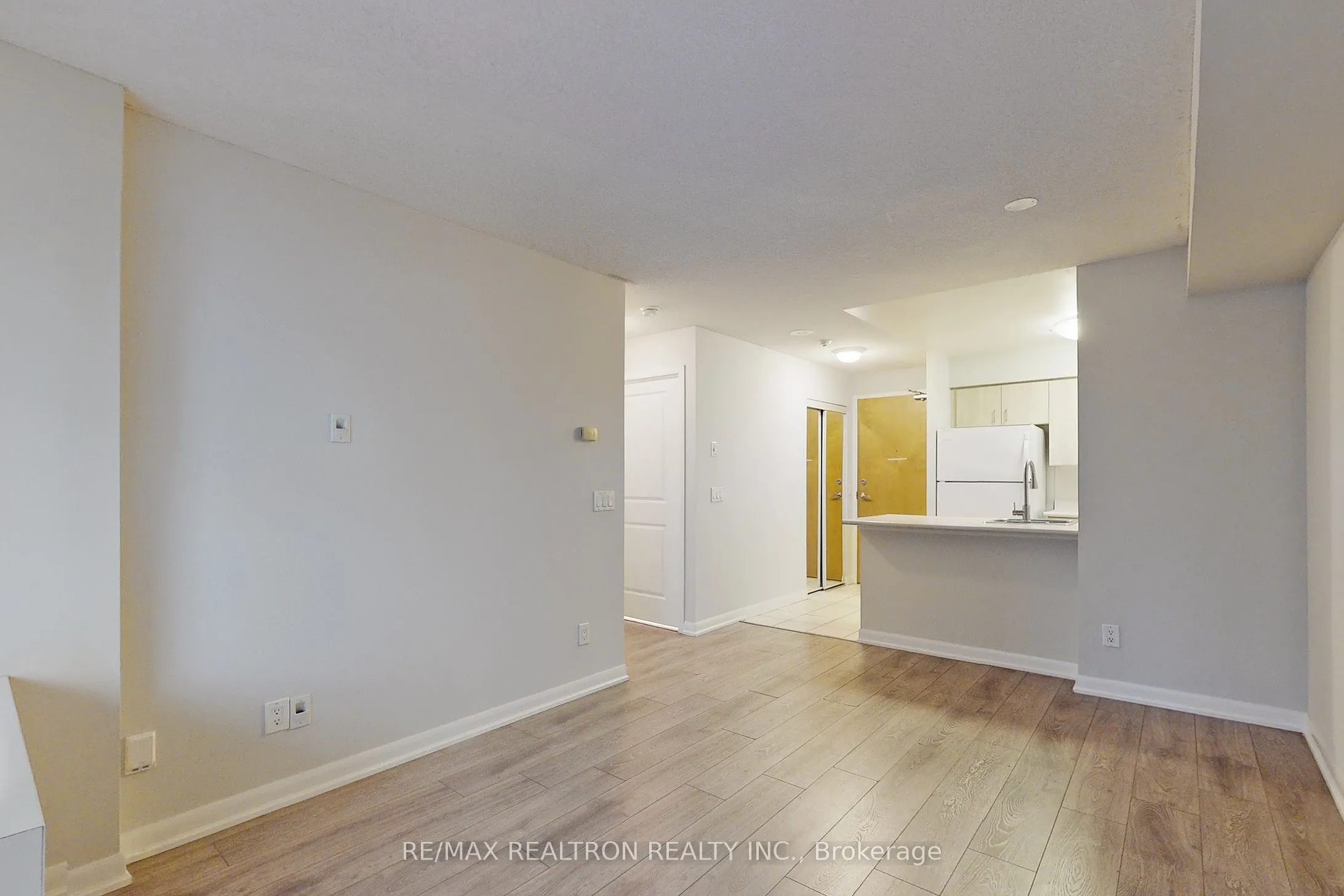 4978 Yonge Street, #2711