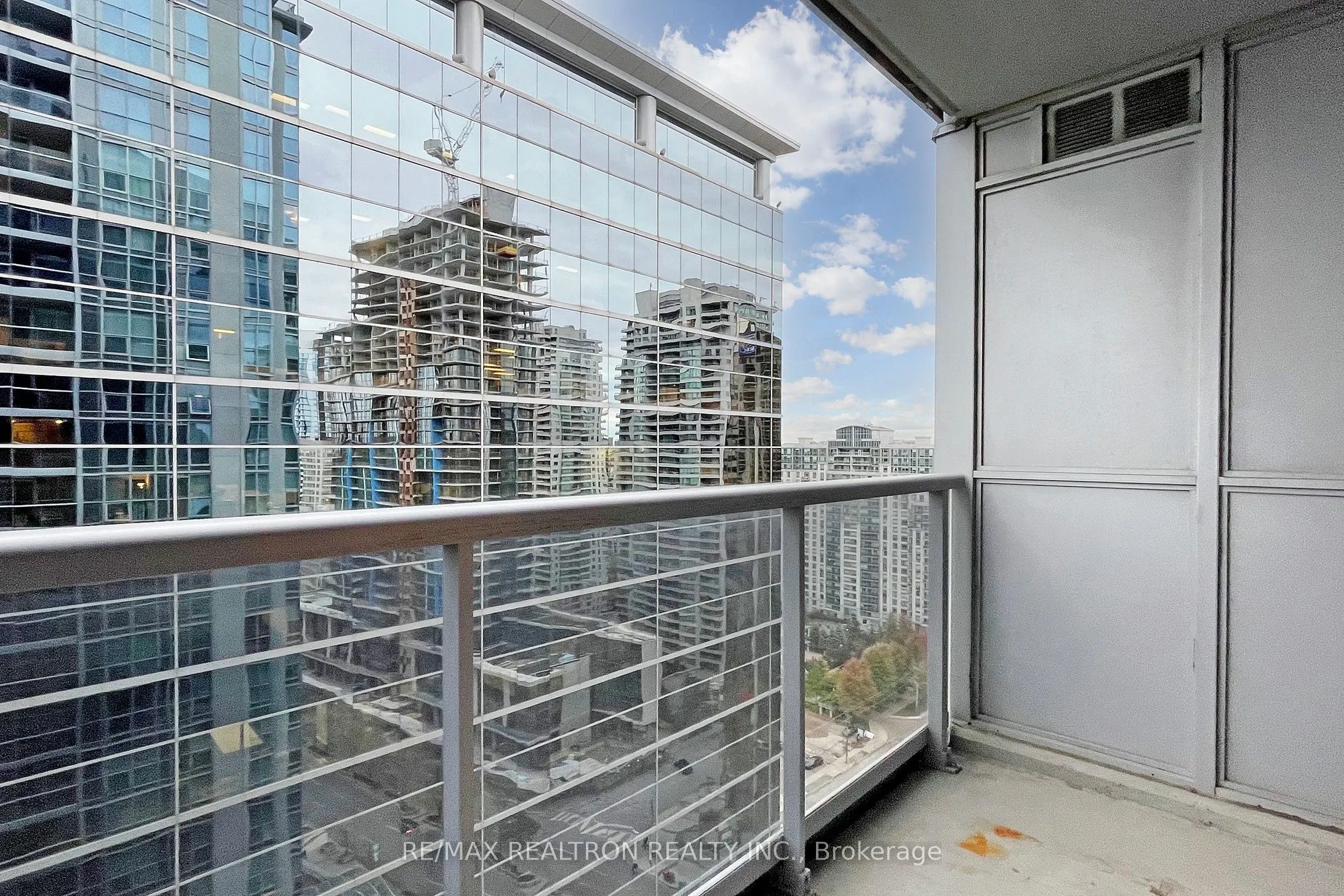 4978 Yonge Street, #2711