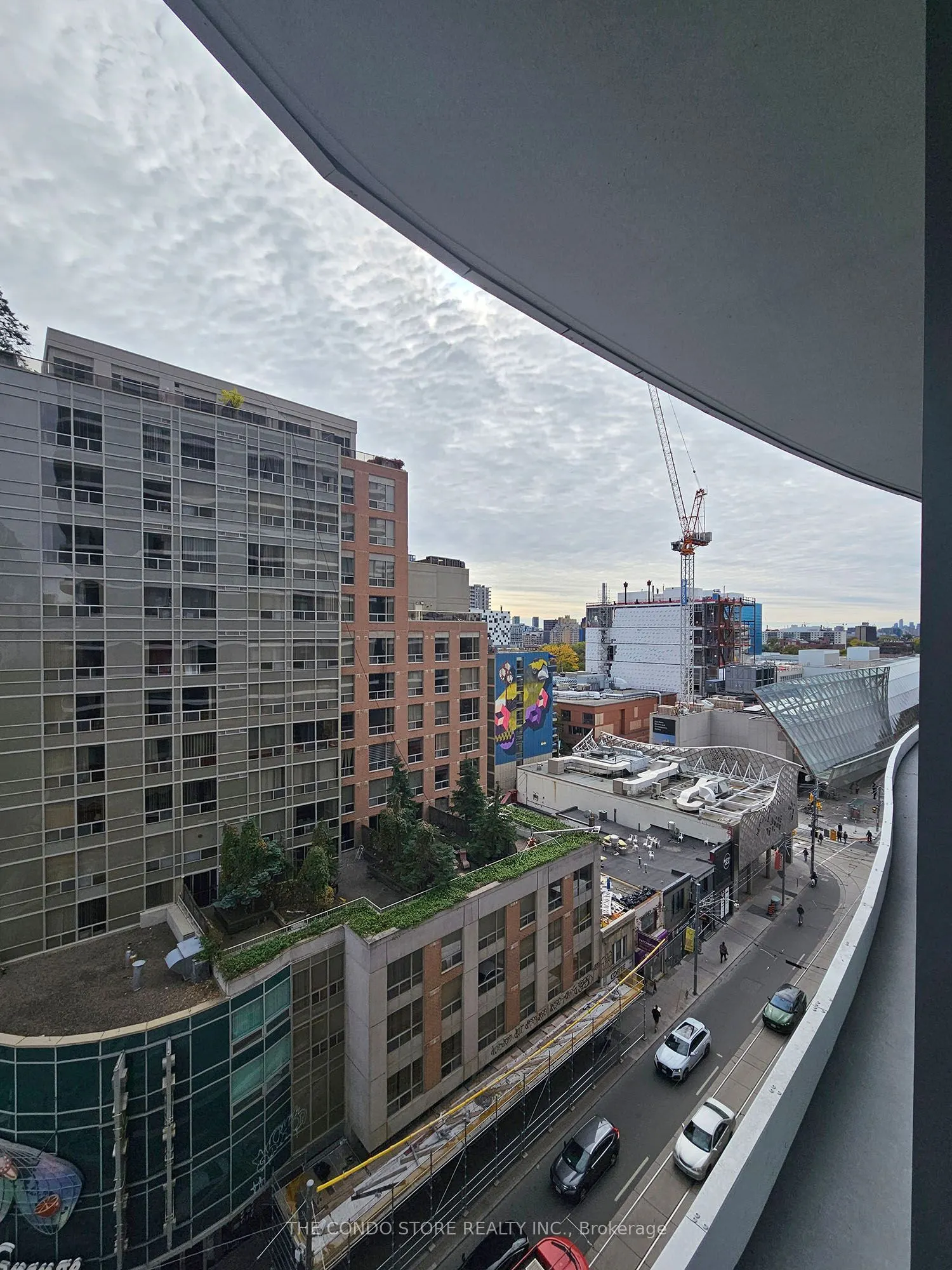 280 Dundas Street W, #804