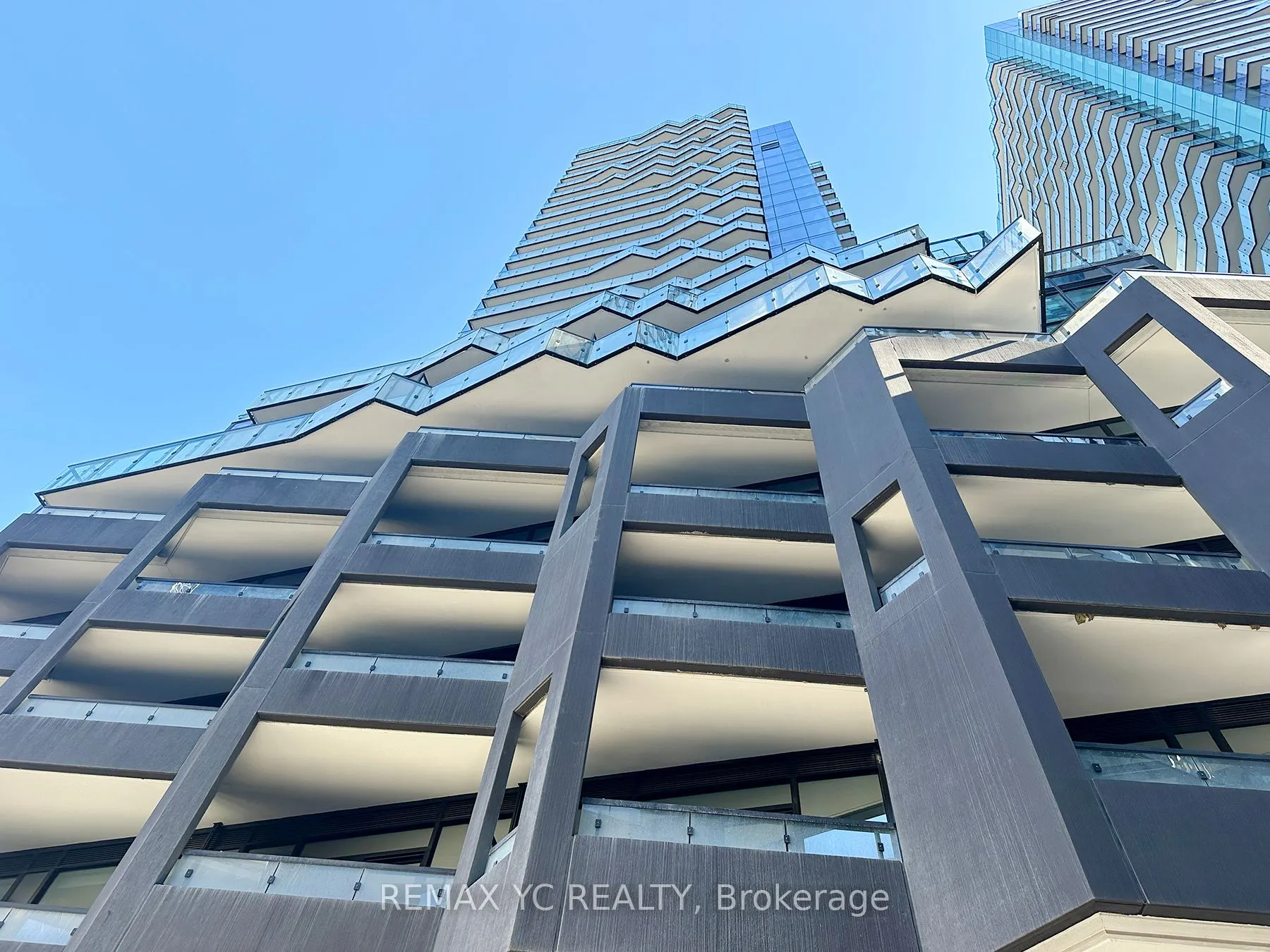 120 Broadway Avenue, #302