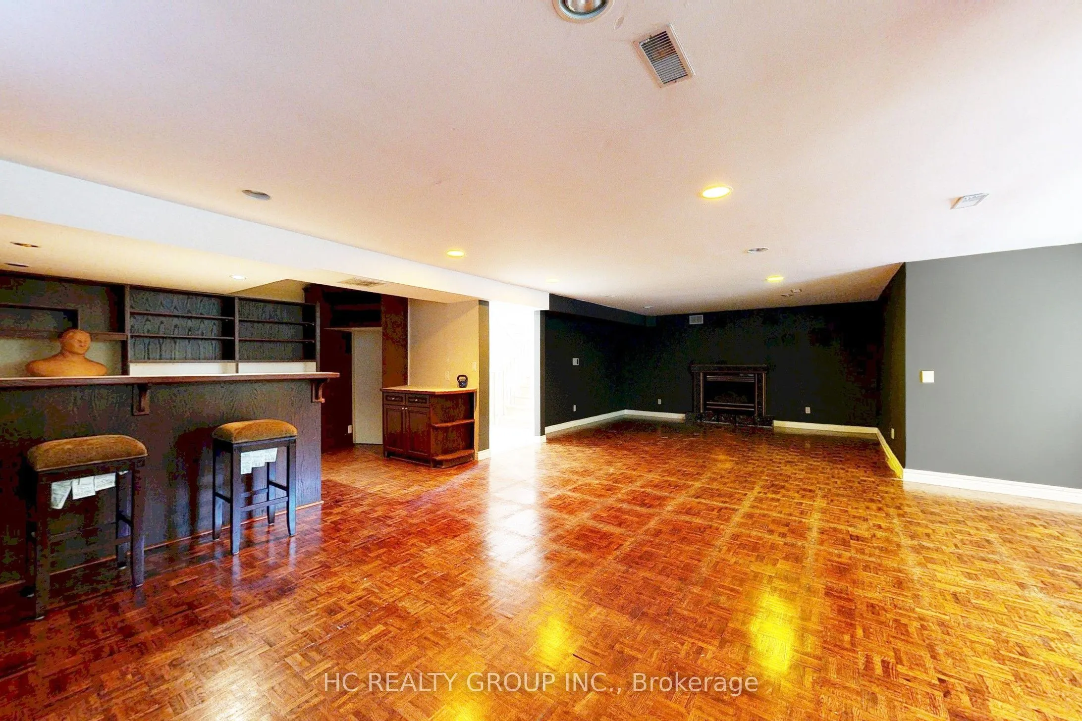 348 Greenfield Avenue