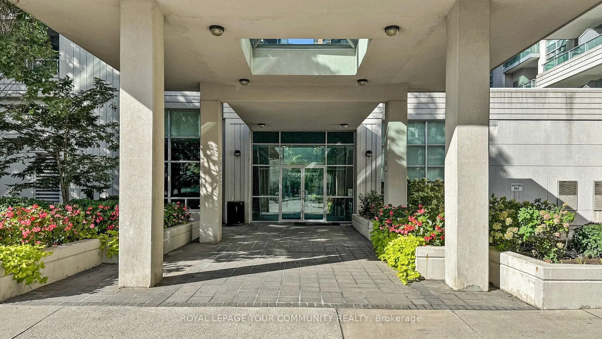 35 Bales Avenue, #706
