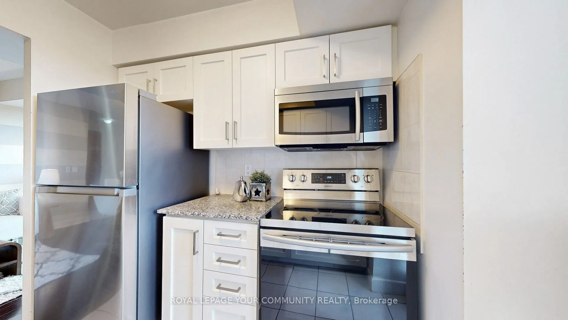 35 Bales Avenue, #706