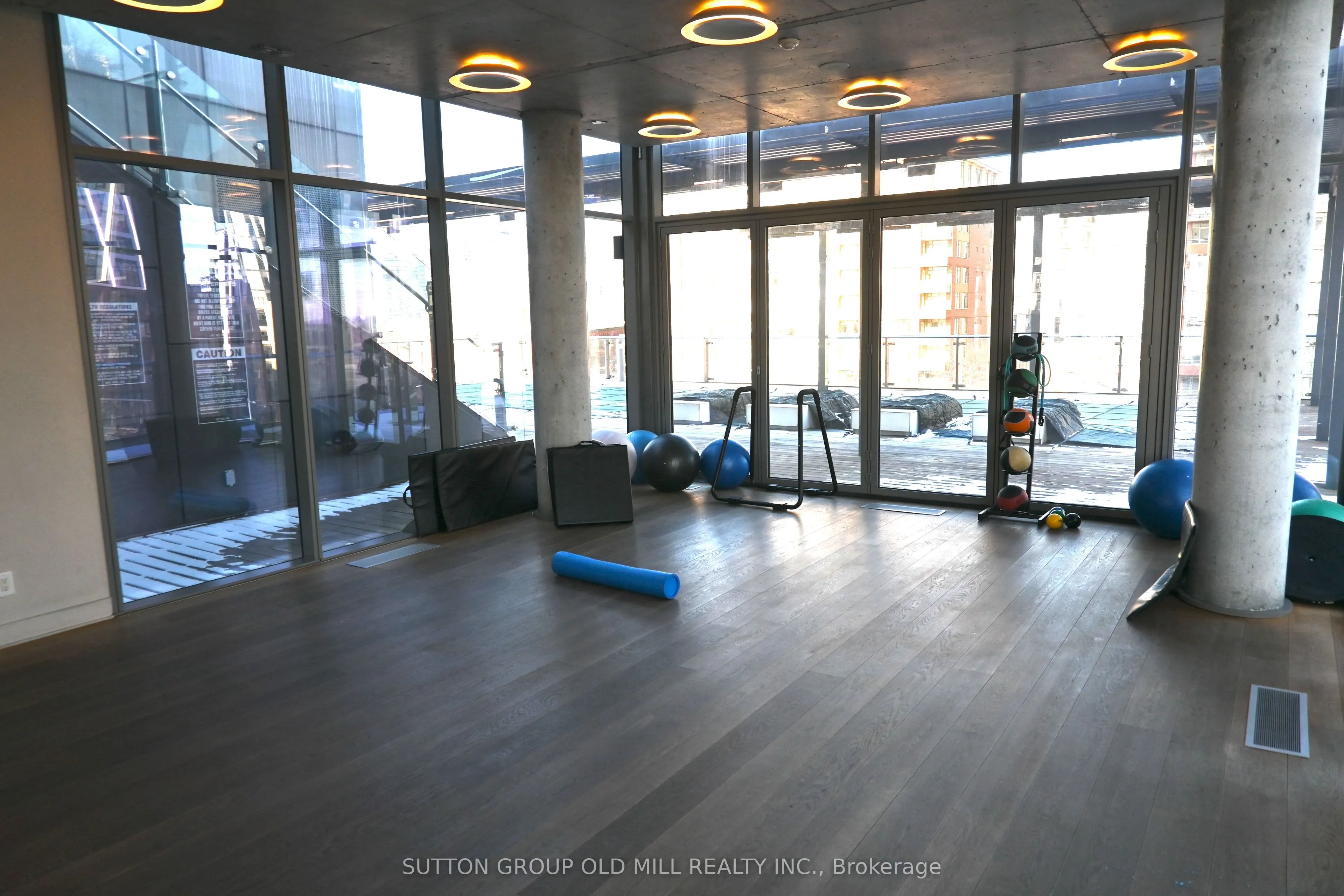70 Distillery Lane, #3503