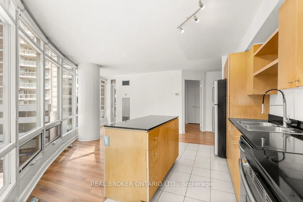 361 Front Street W, #709