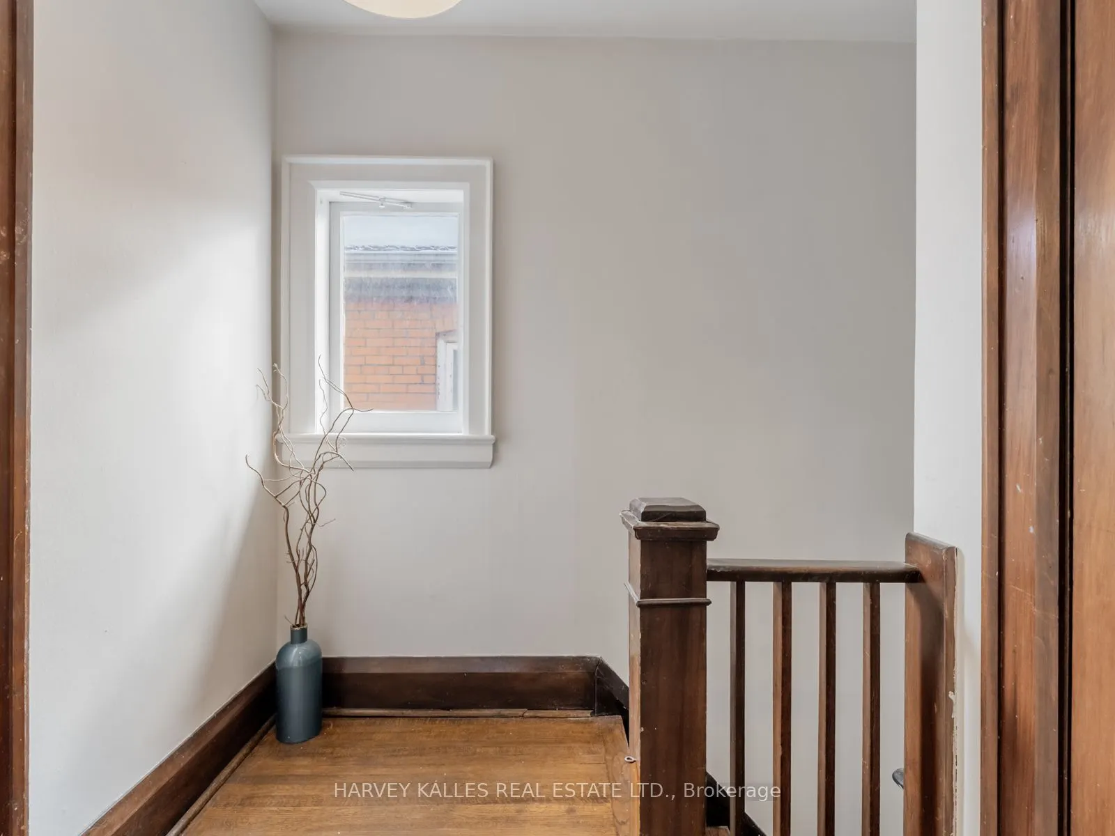 39 Standish Avenue