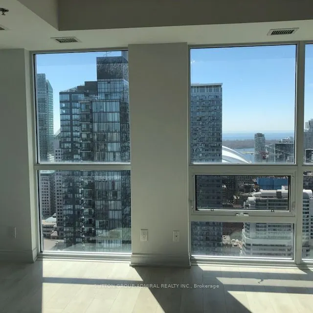 318 Richmond Street W, #3804