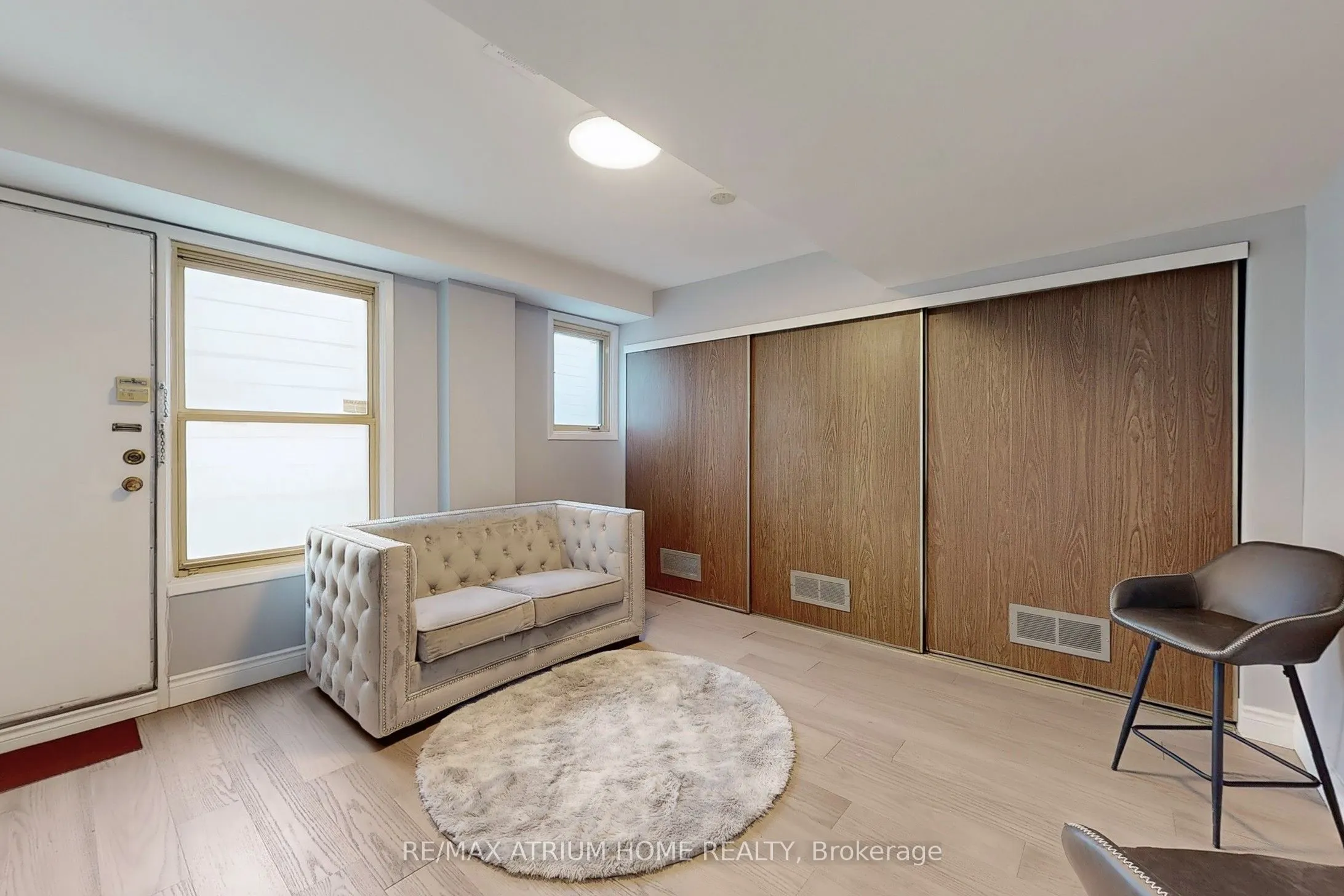 10 Townsend Road, #16