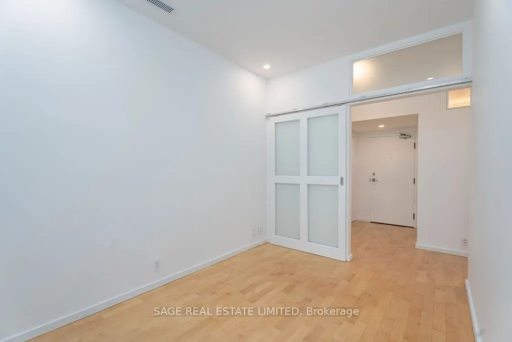 34 Claremont Street, #104