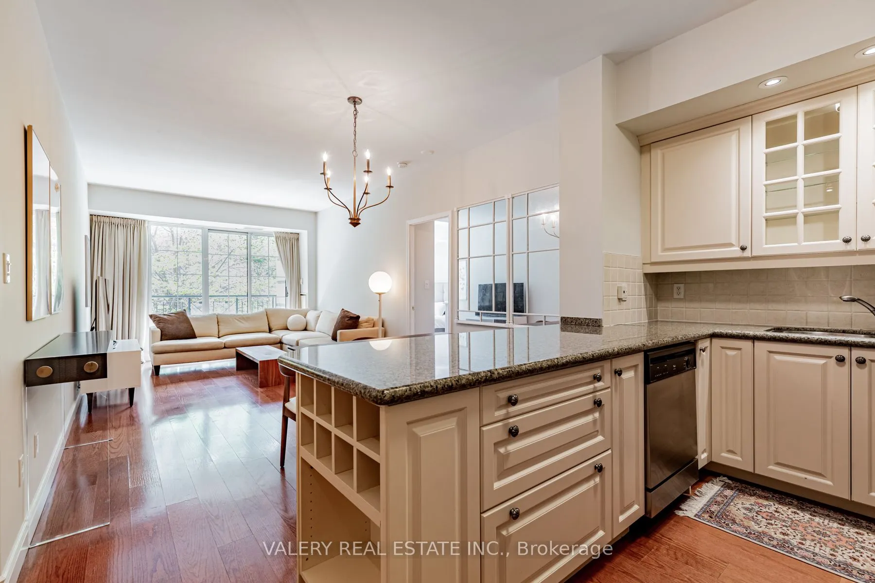 77 Mcmurrich Street, #219
