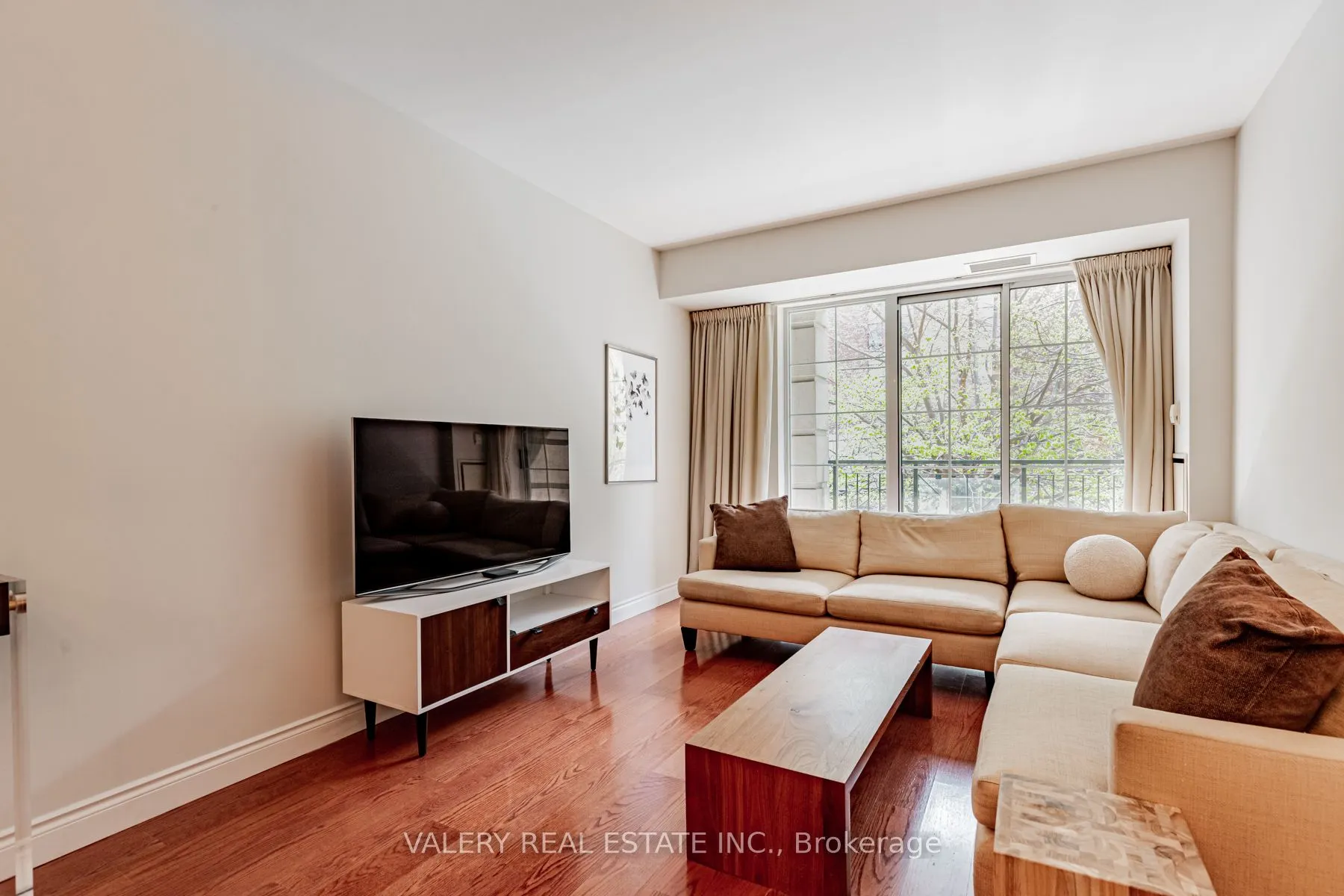 77 Mcmurrich Street, #219