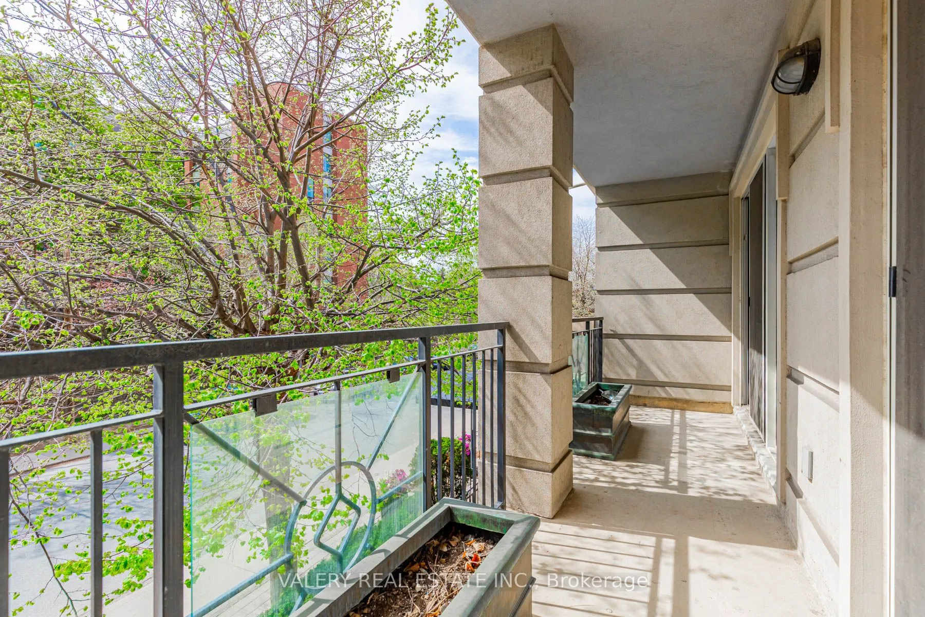 77 Mcmurrich Street, #219