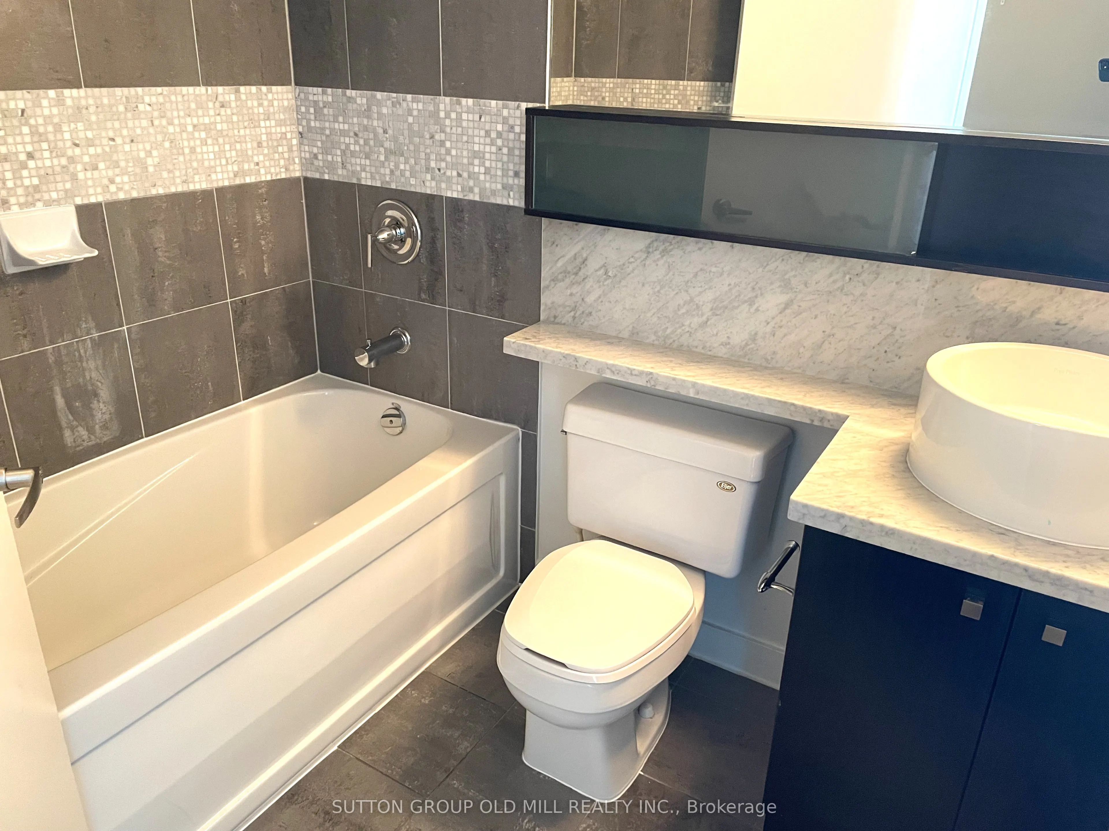 11 Brunel Court, #3610