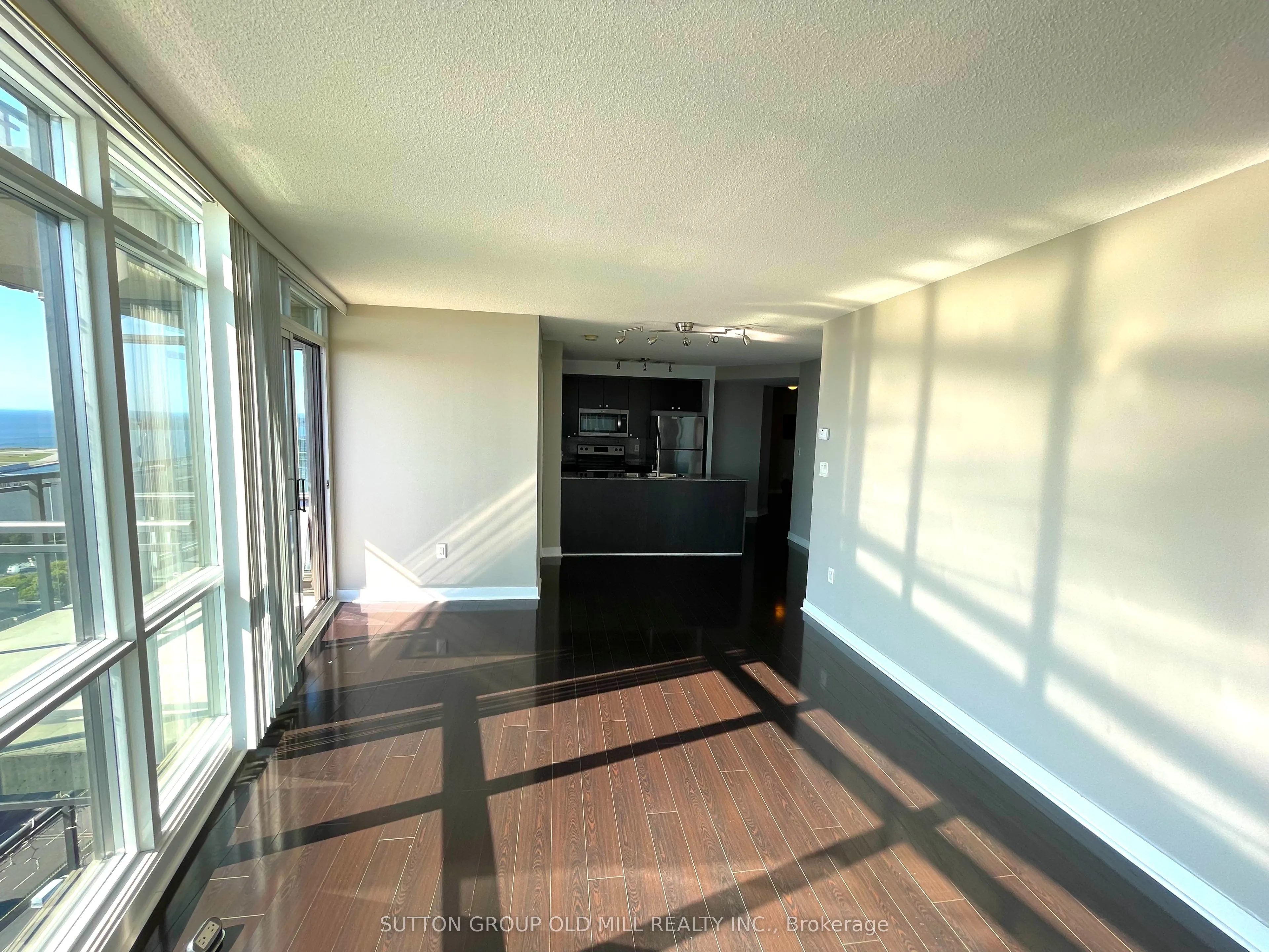 11 Brunel Court, #3610