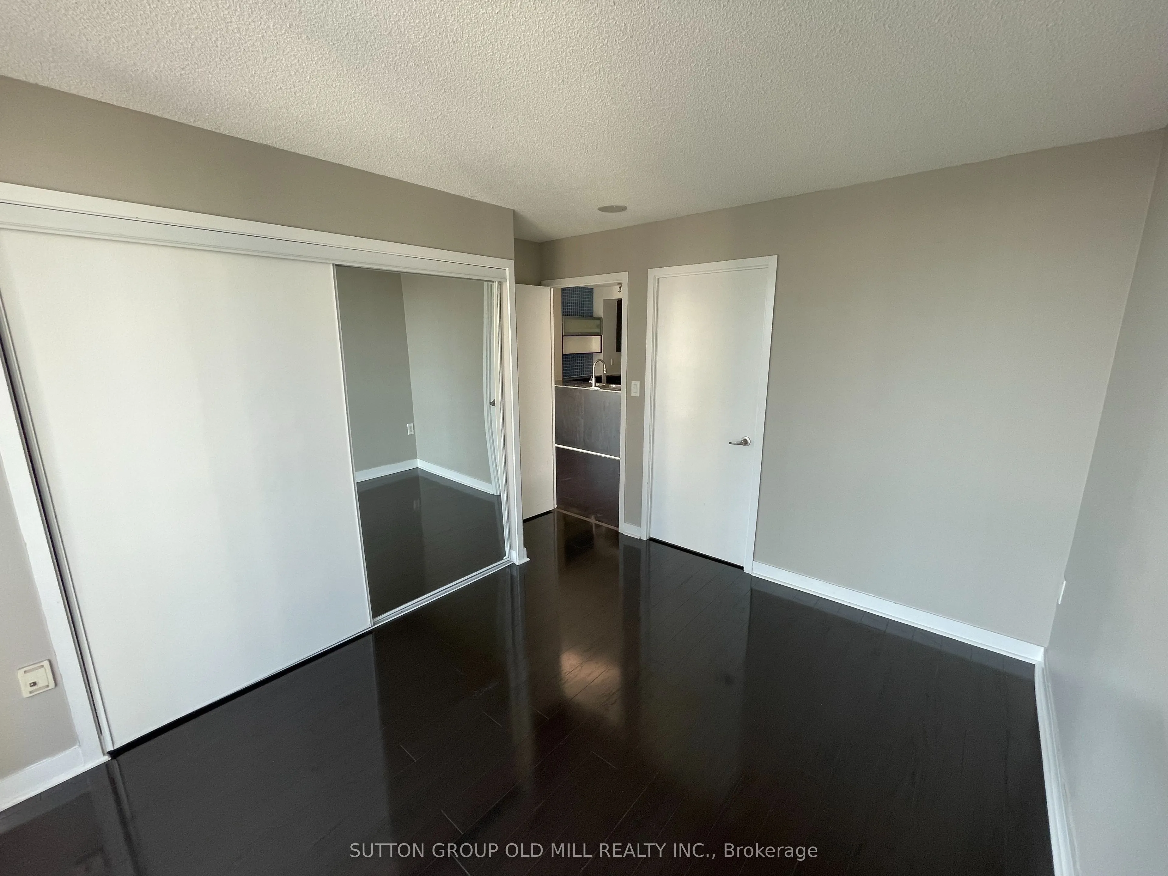 11 Brunel Court, #3610