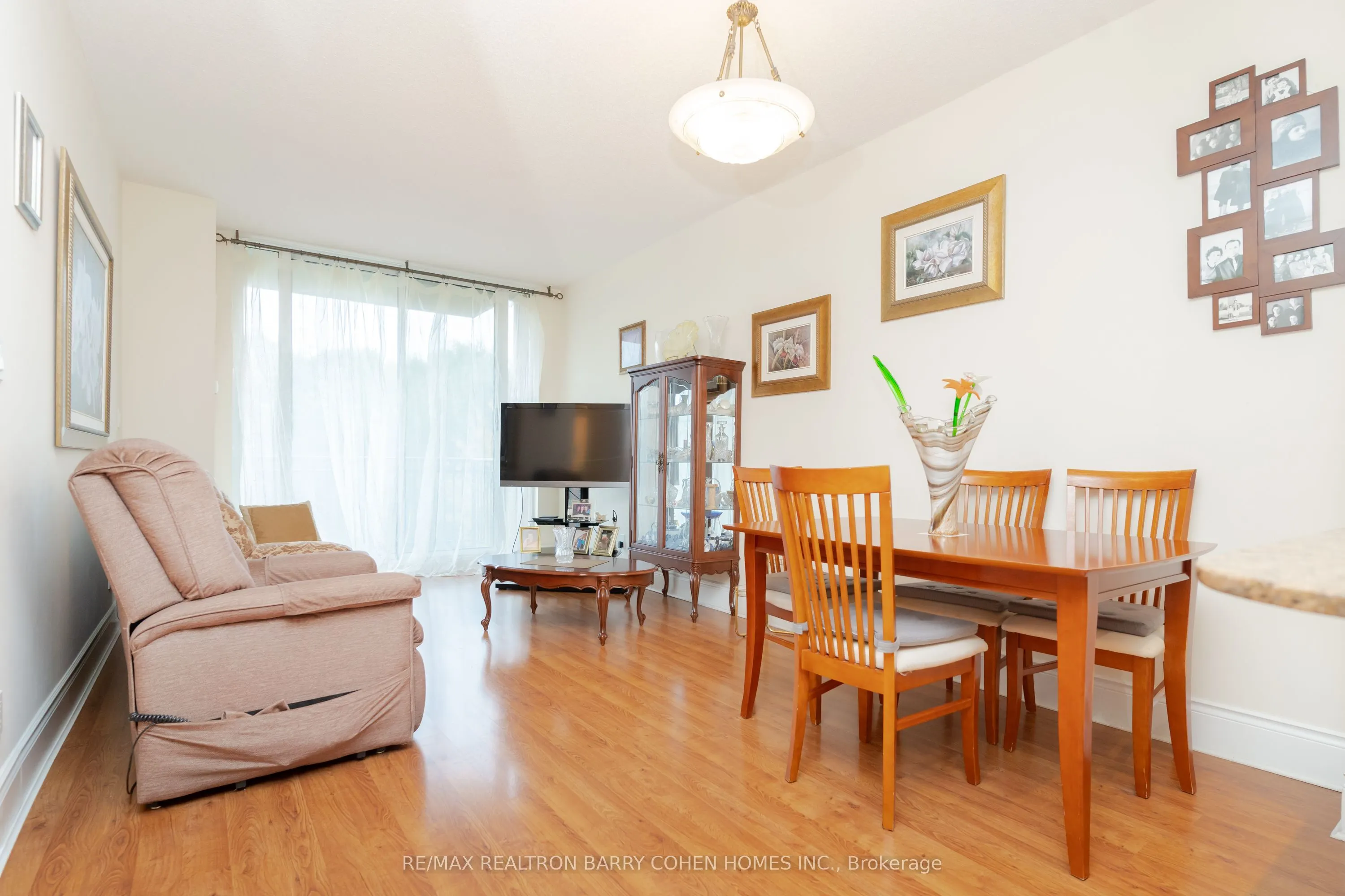 28 William Carson Crescent, #815
