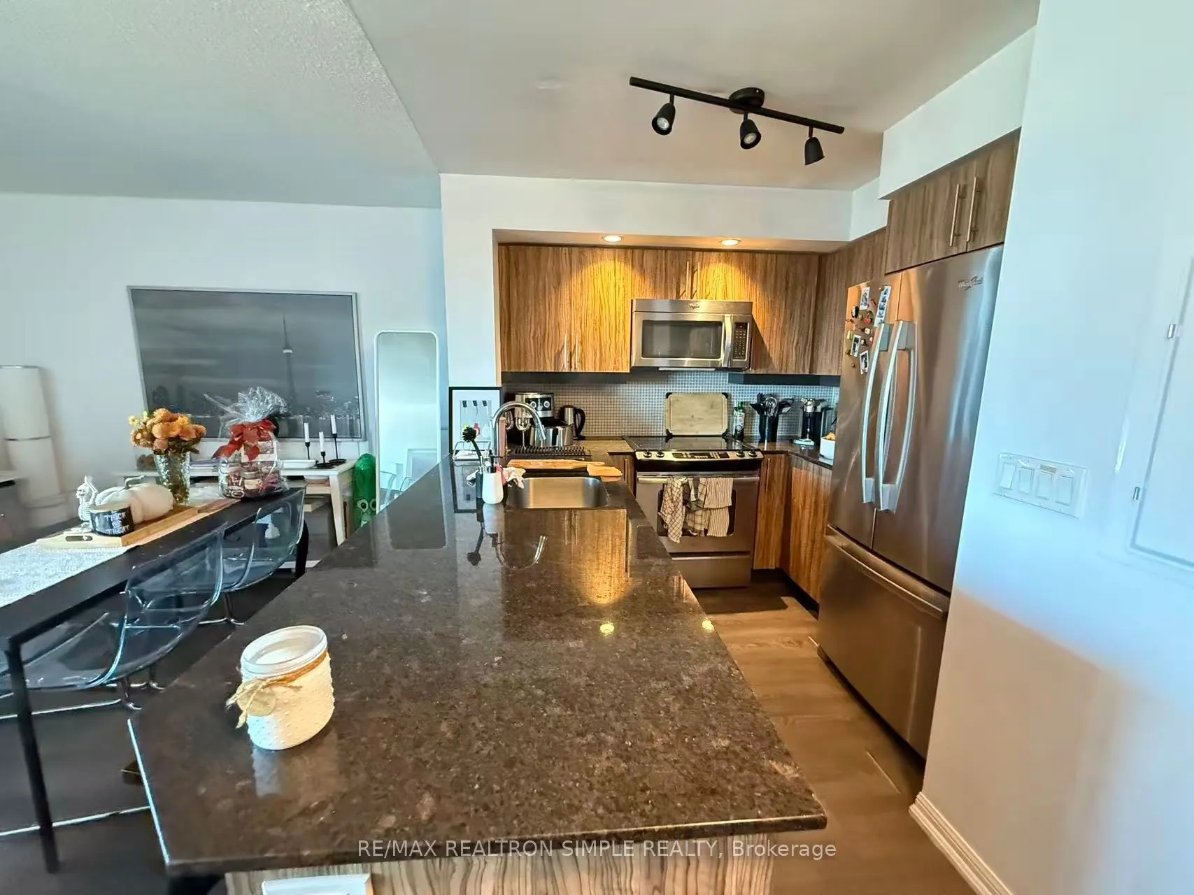 85 East Liberty Street, #921