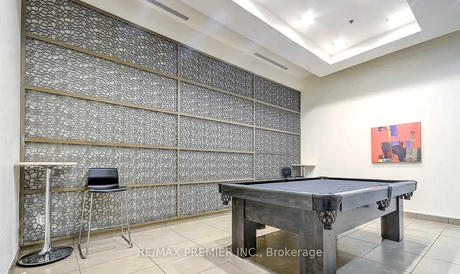 33 Singer Court, #2202
