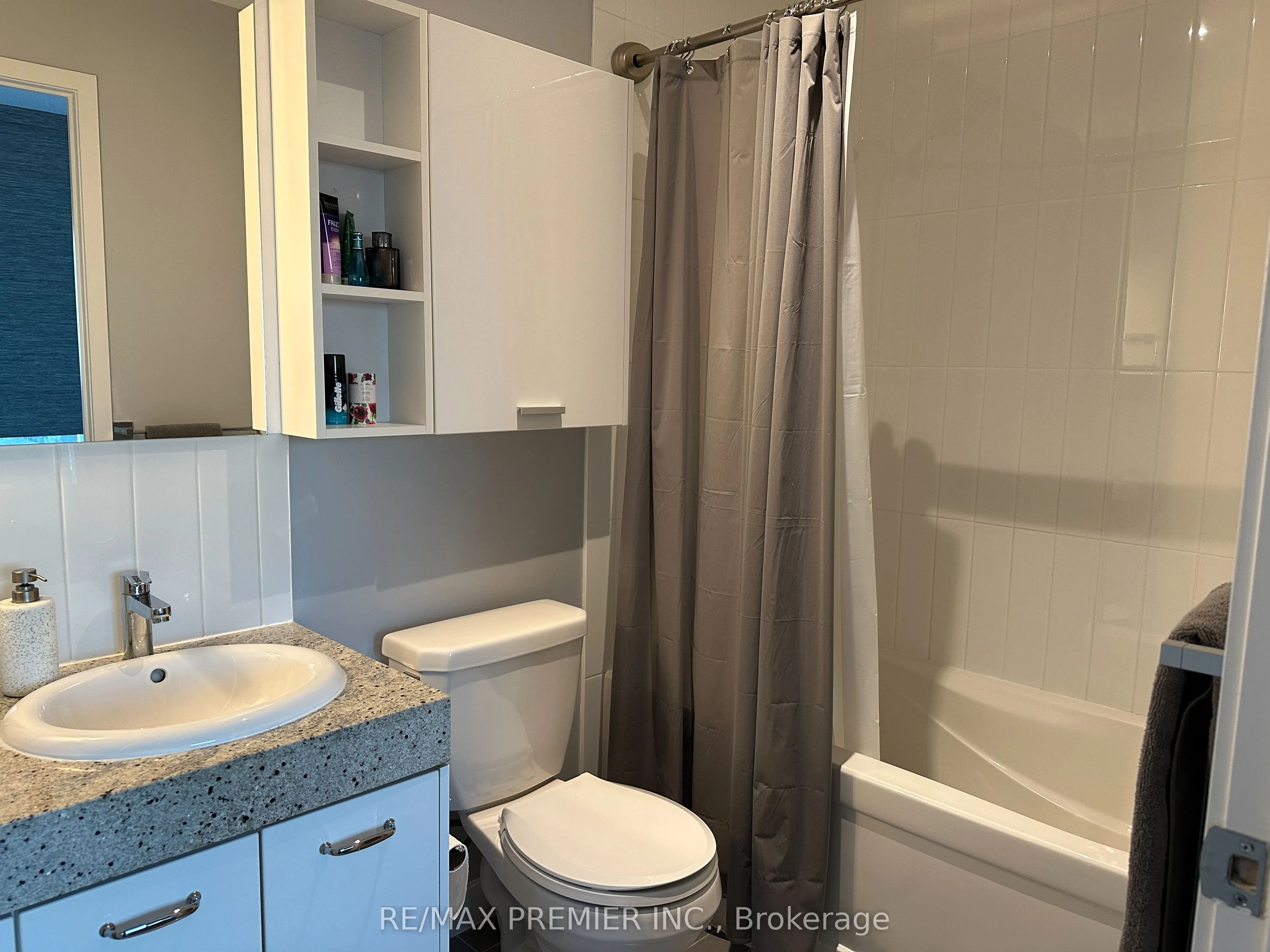 33 Singer Court, #2202