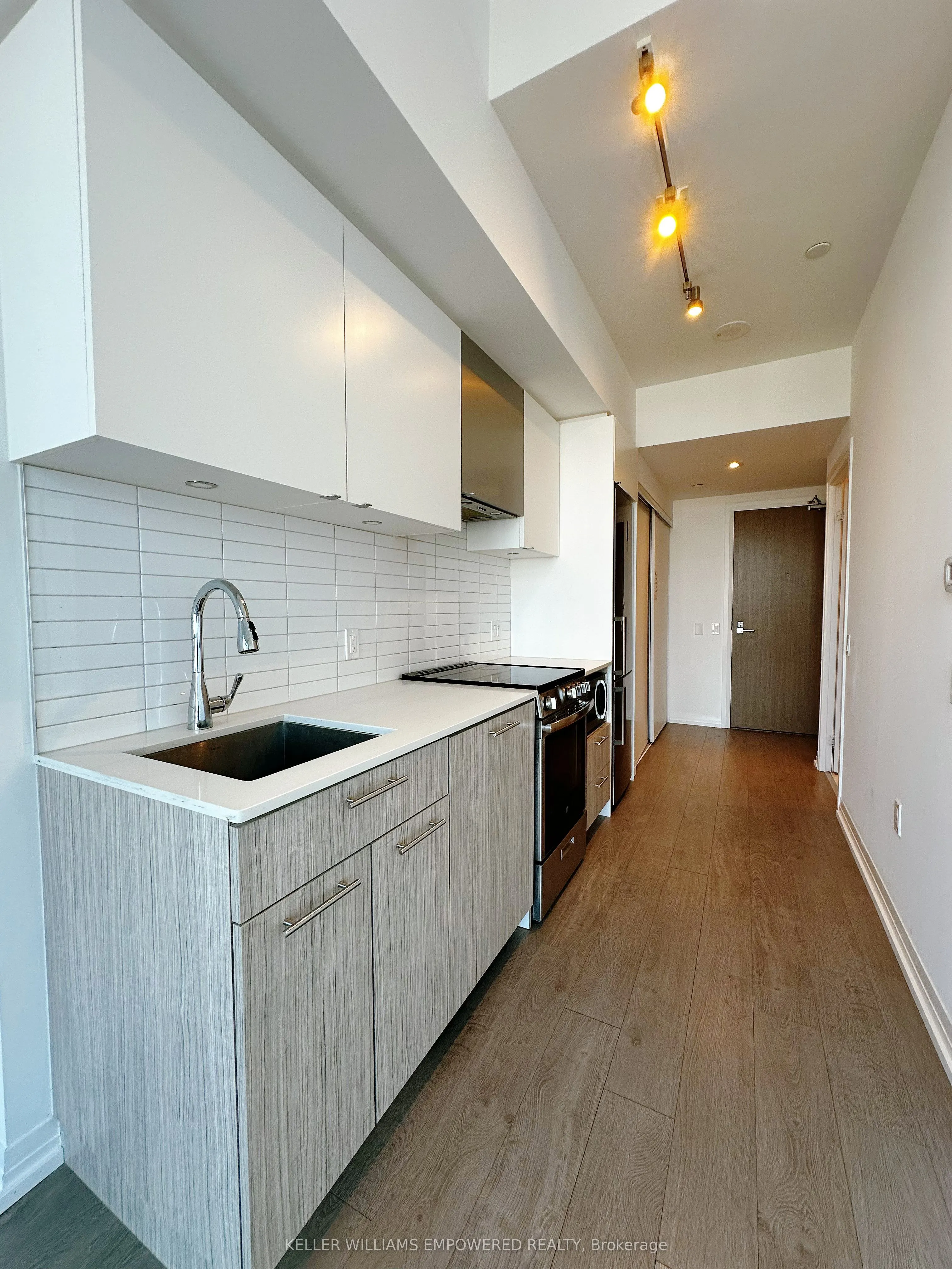 251 Jarvis Street, #1902