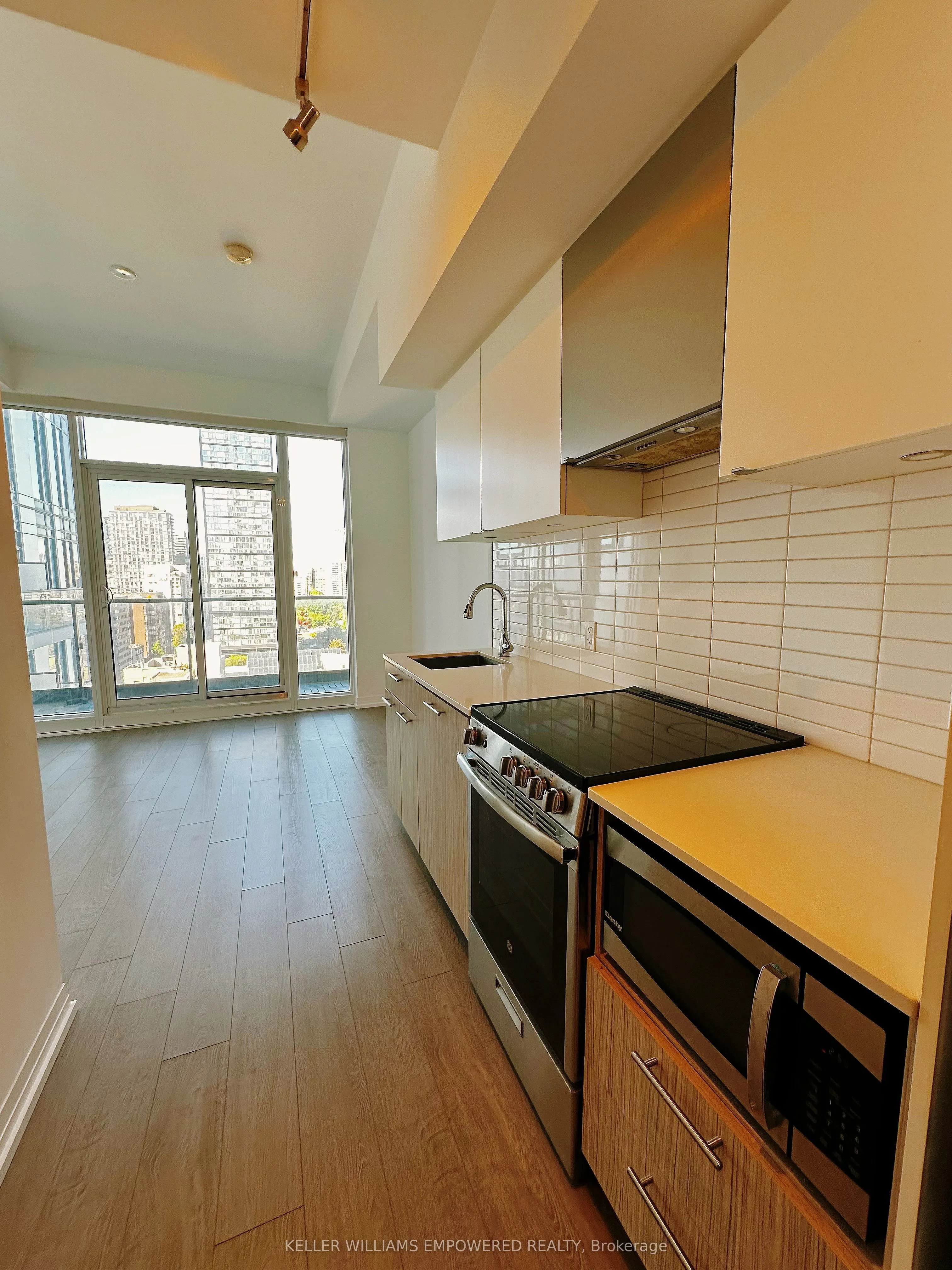 251 Jarvis Street, #1902