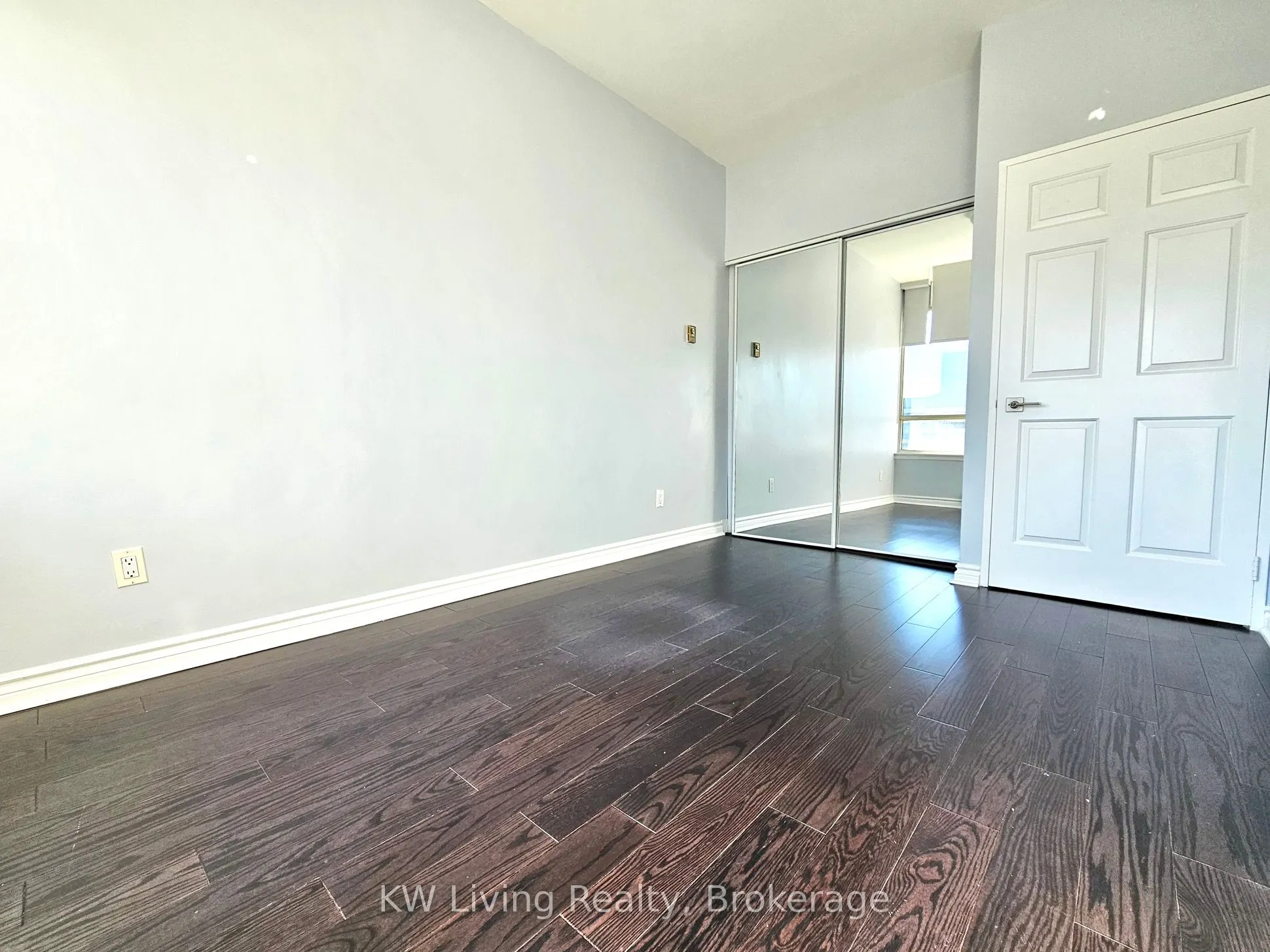 30 Greenfield Avenue, #PH10