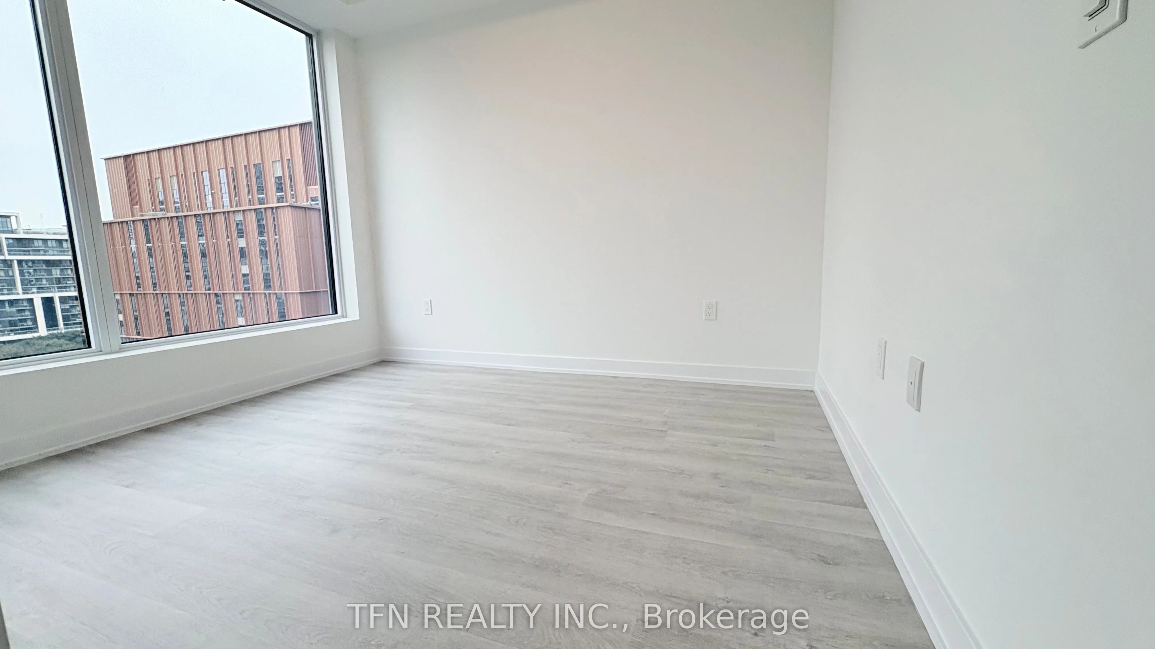 15 Richardson Street, #917