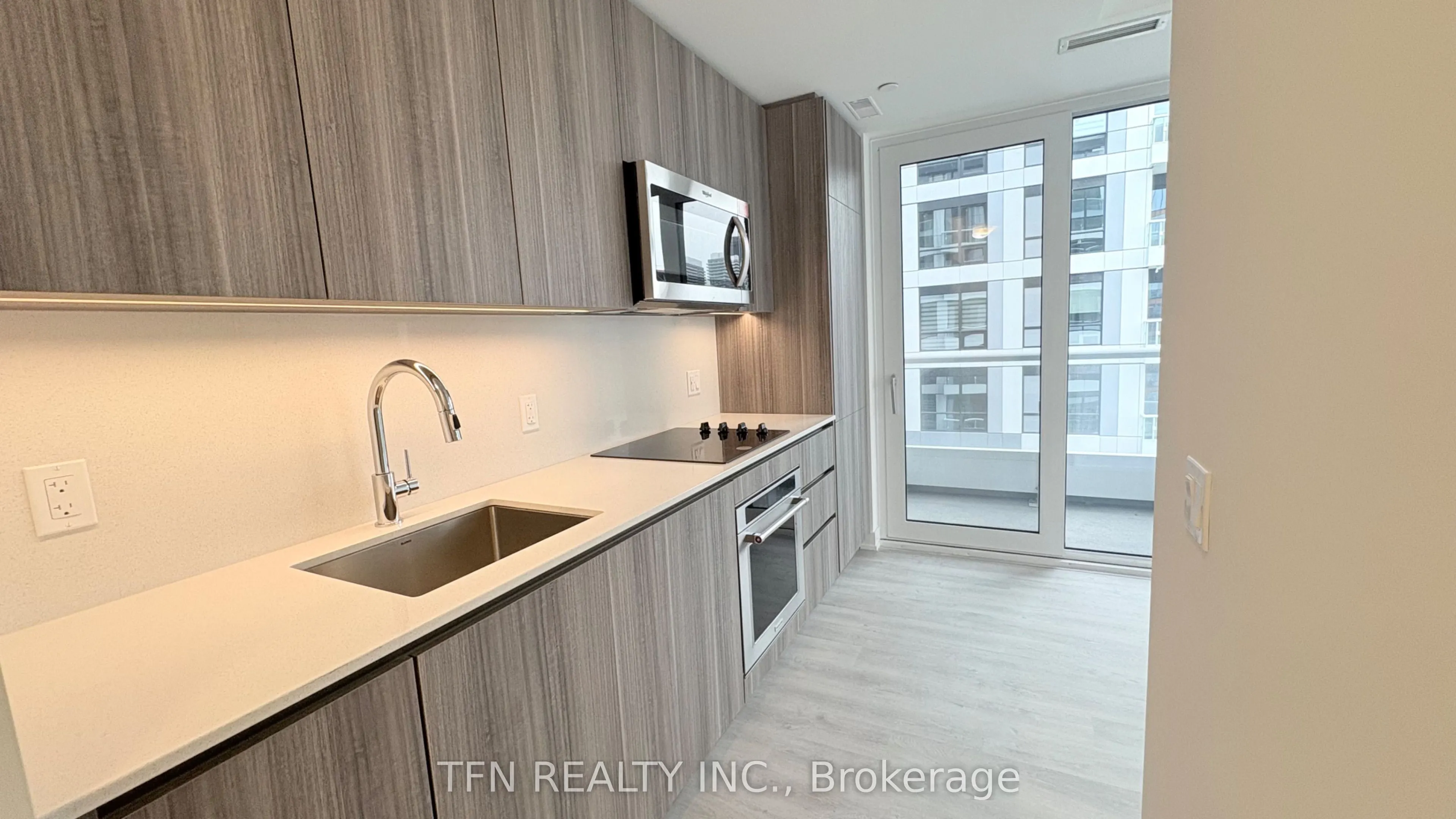 15 Richardson Street, #917