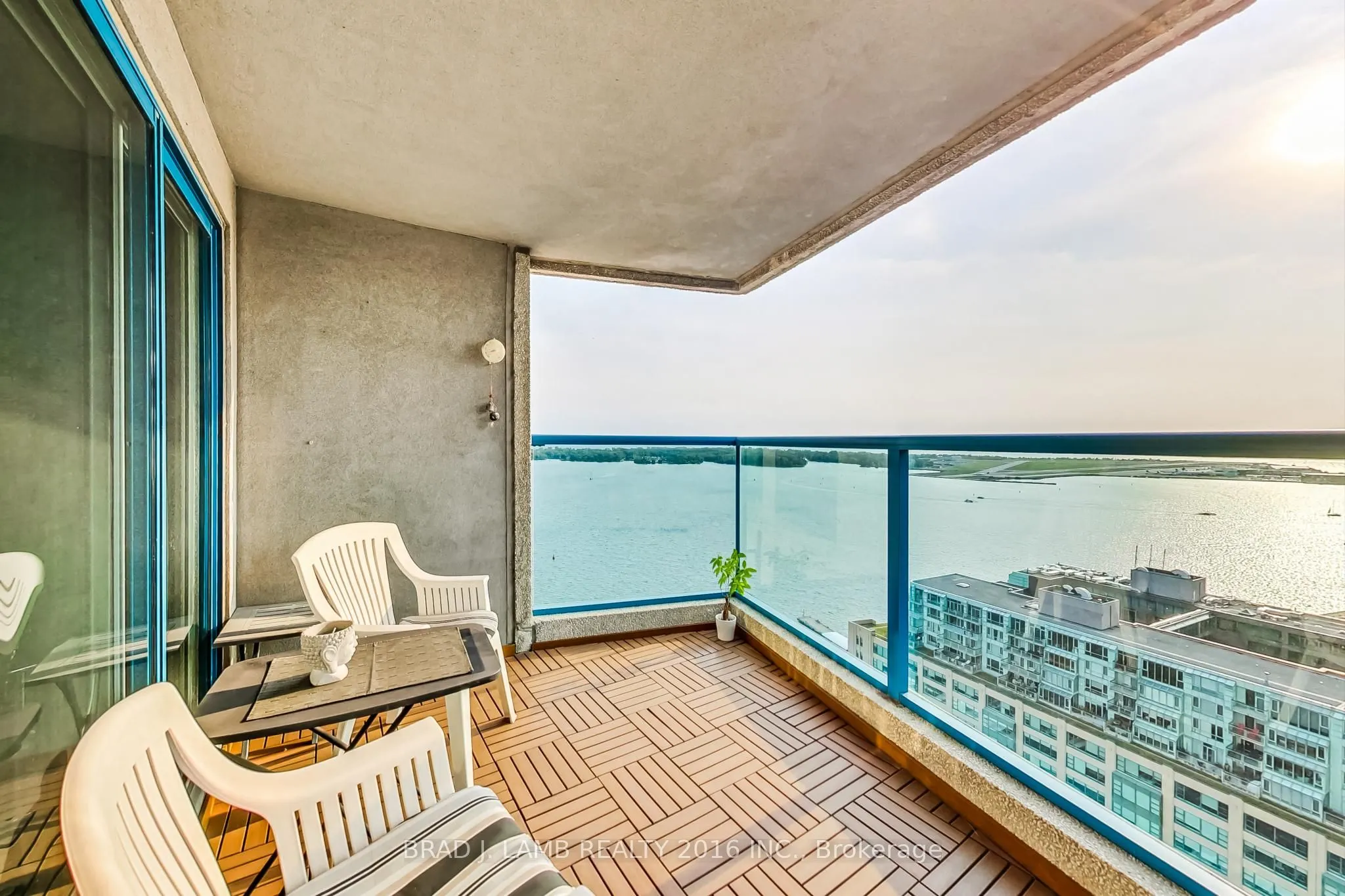 99 Harbour Square, #2911