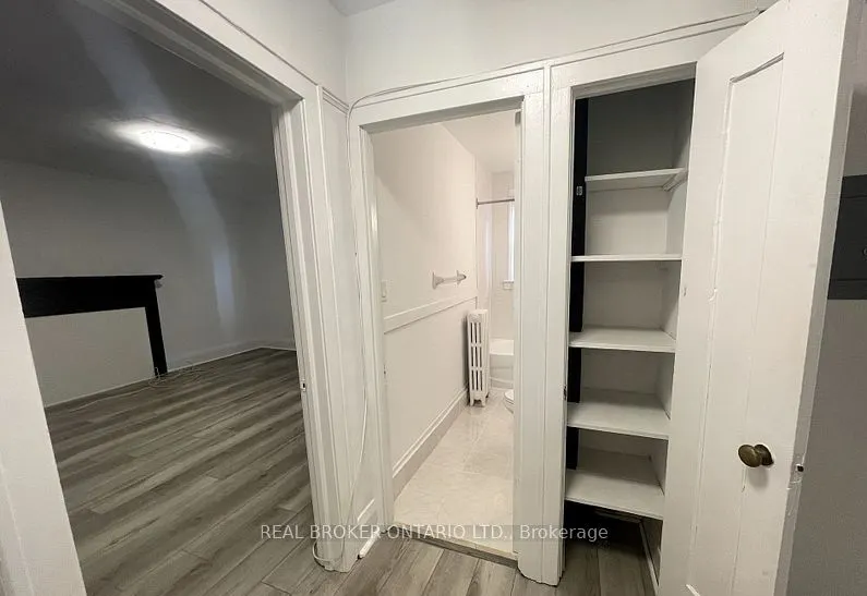 2 Broadway Avenue, #9