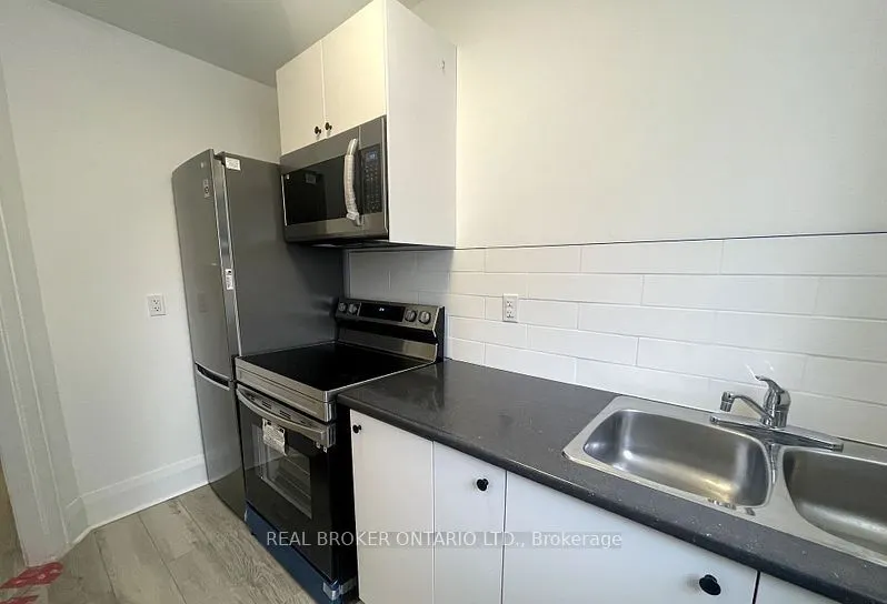 2 Broadway Avenue, #9